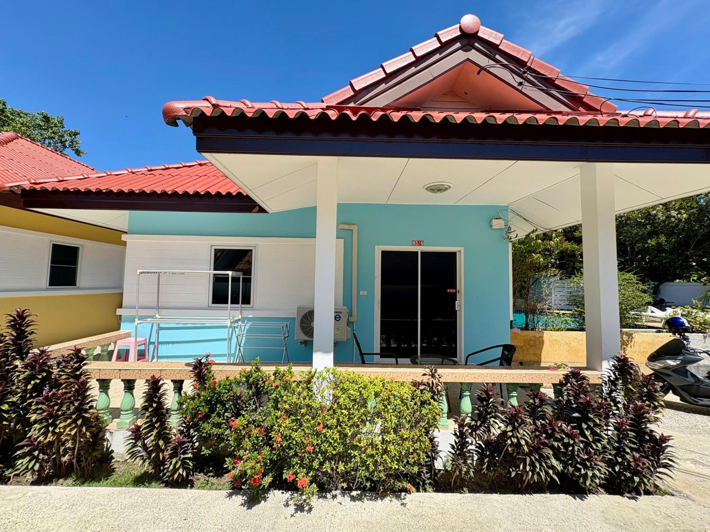 2 bedroom bungalow Nai Harn 4 Resort view 5
