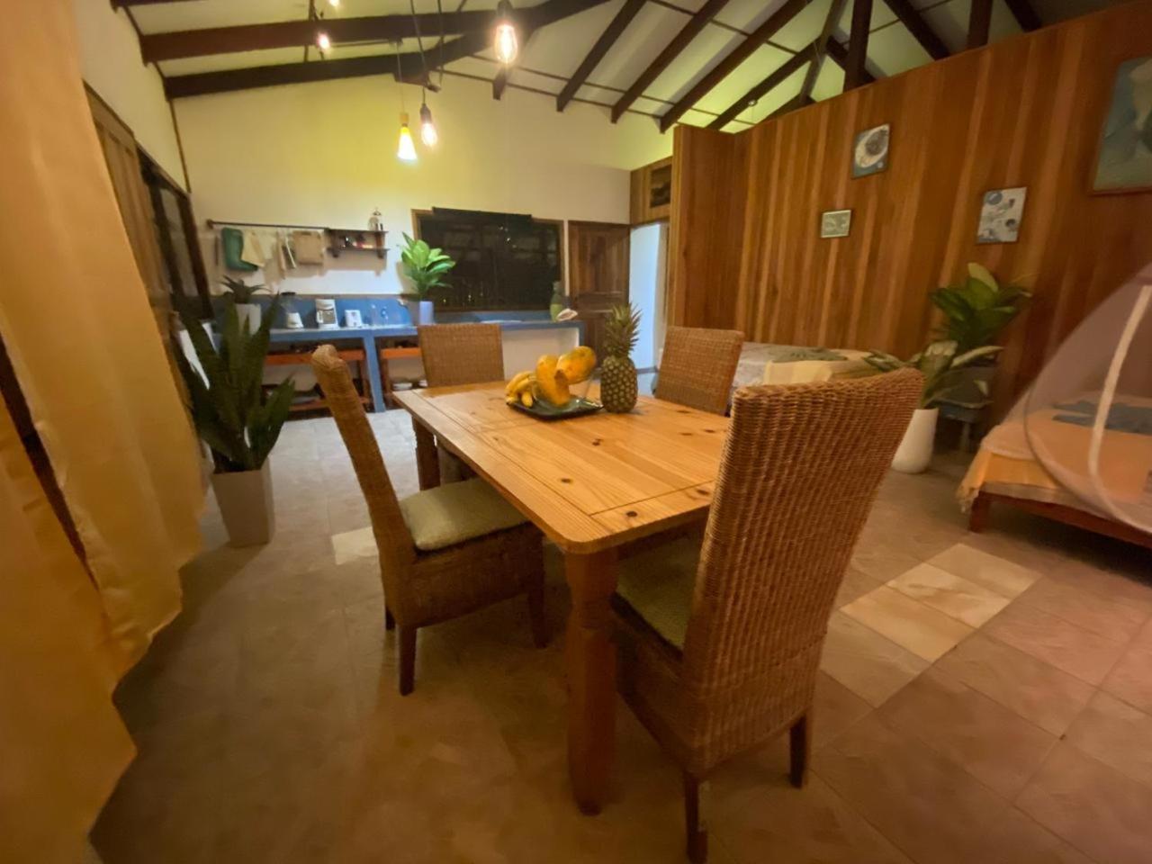 Pura Vida Boutique Apartments