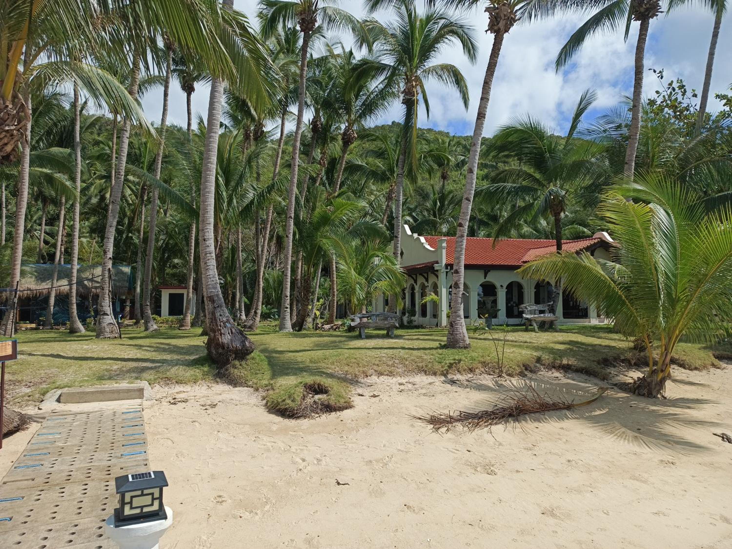 Ocam Ocam Mission Inn and Ocean-View Cottages