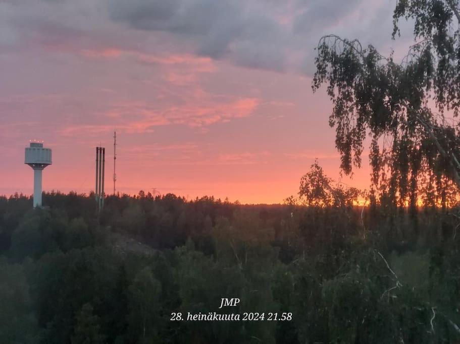 Spacious studio apartment with balcony long stay