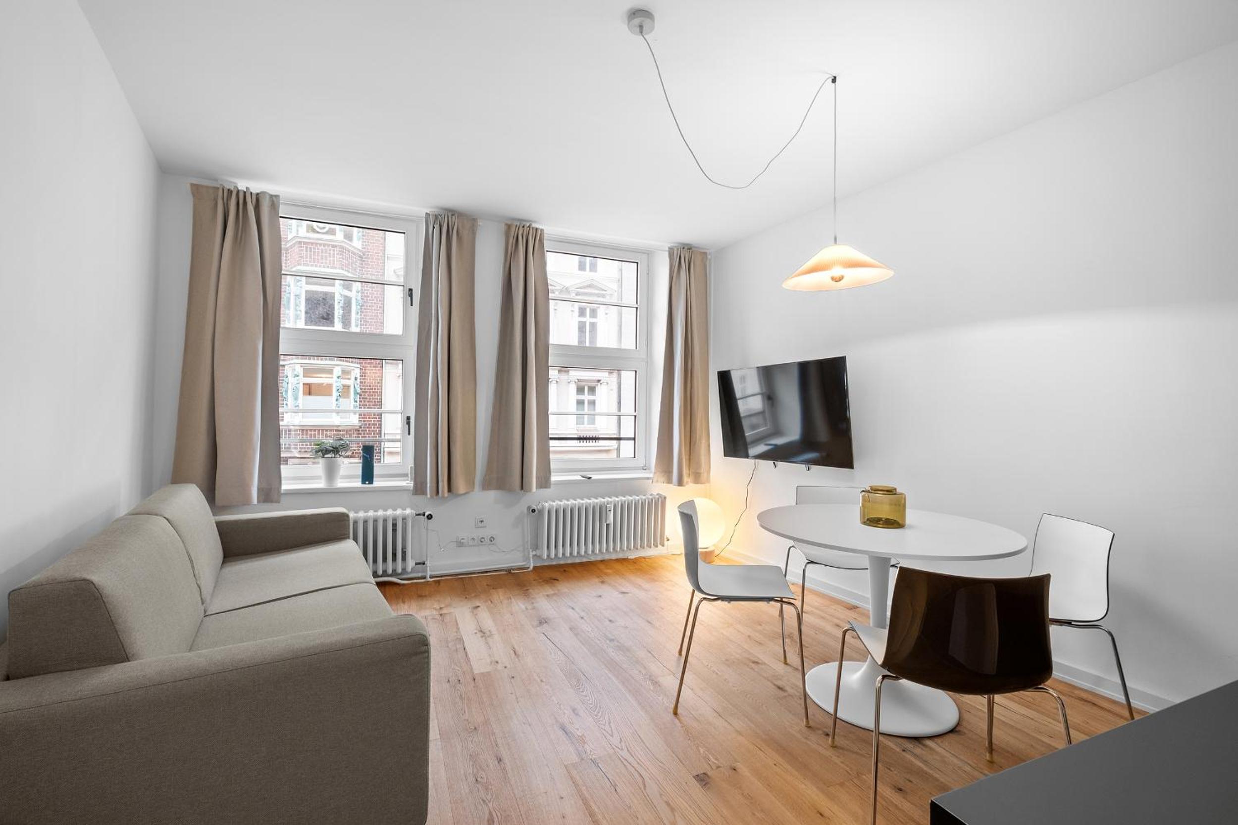 Jungfernstieg Family & Business Apartment