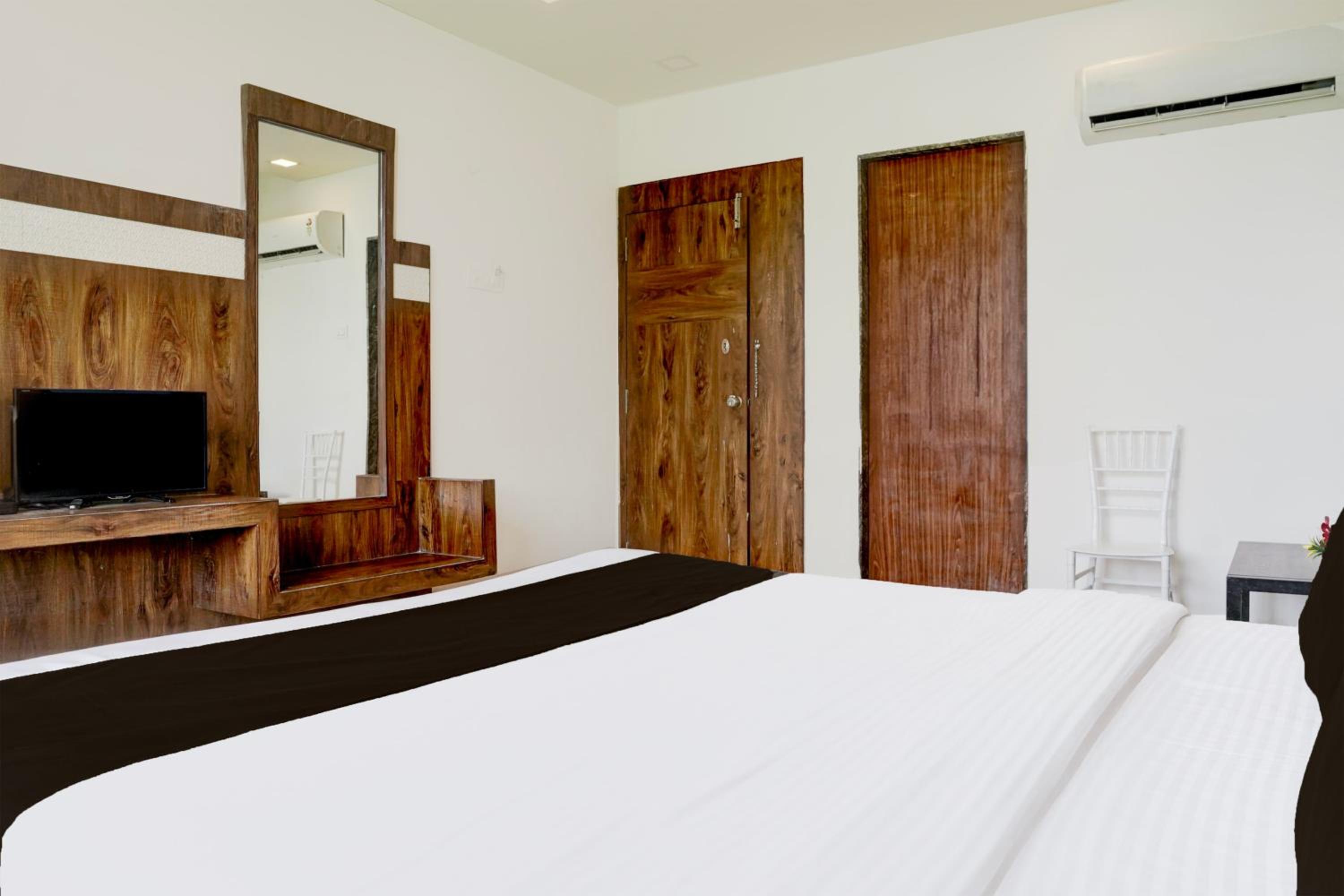 Shirdi Vacations - Super Collection O Shirdi formerly C Tara - Property Image 7