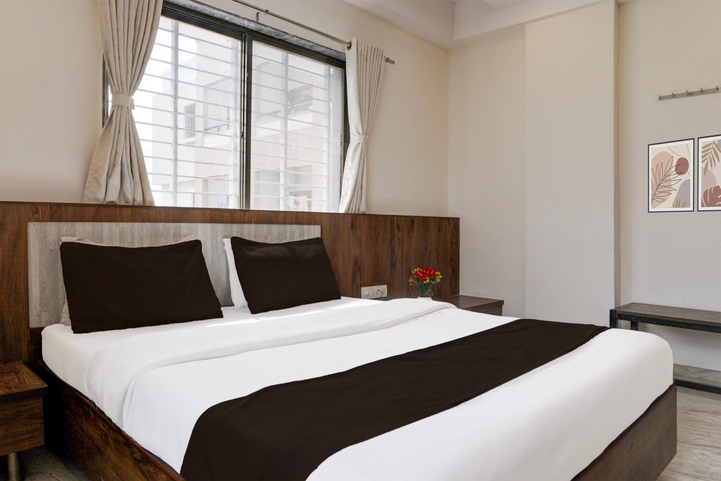 Shirdi Vacations - Super Collection O Shirdi formerly C Tara - Property Image 3