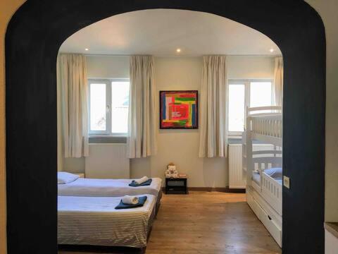 Spacious duplex with terrace in the middle of the center