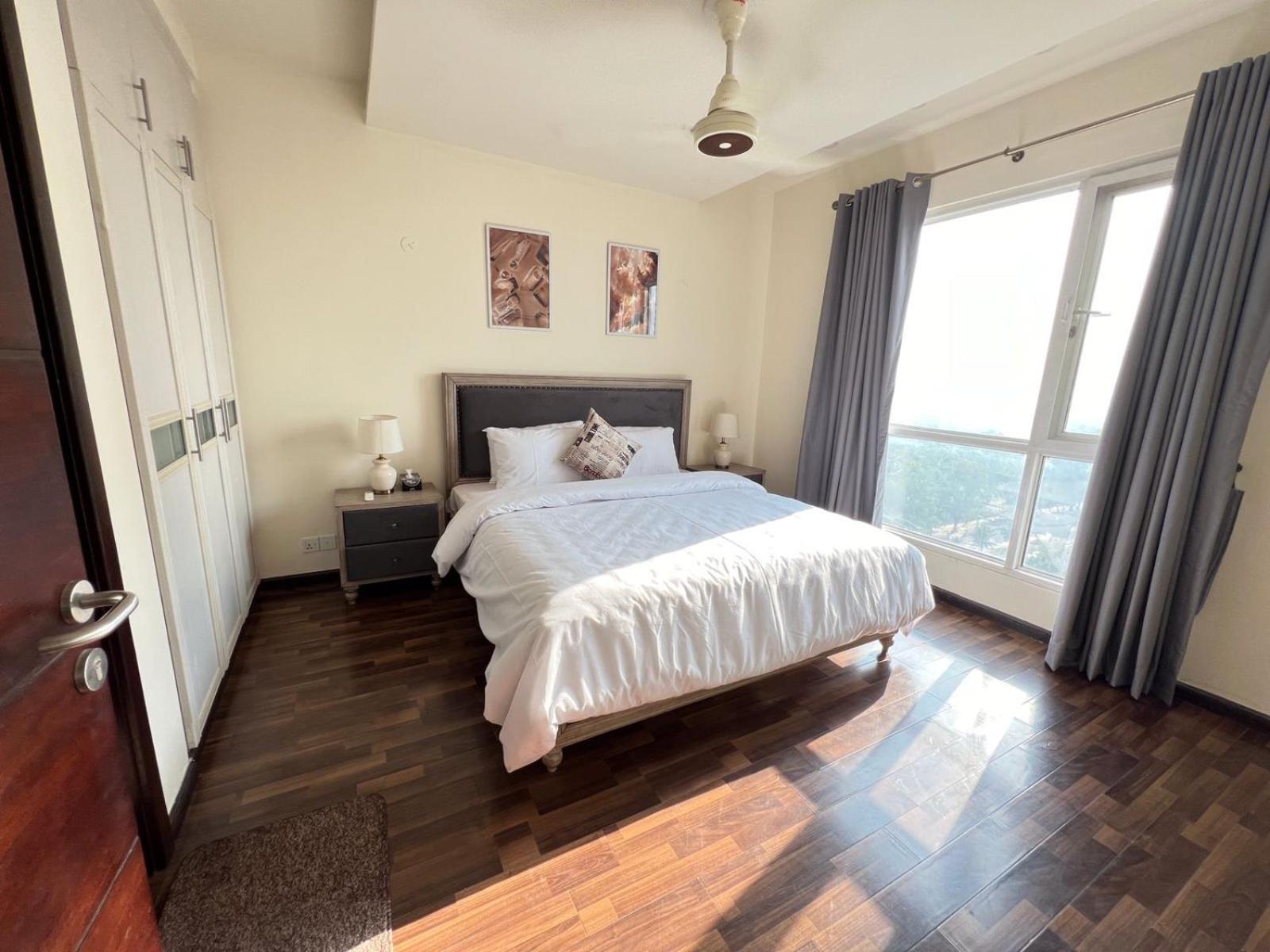 1 Bed Room Suite Elysium Tower-Opposite Centaurus Mall Islamabad