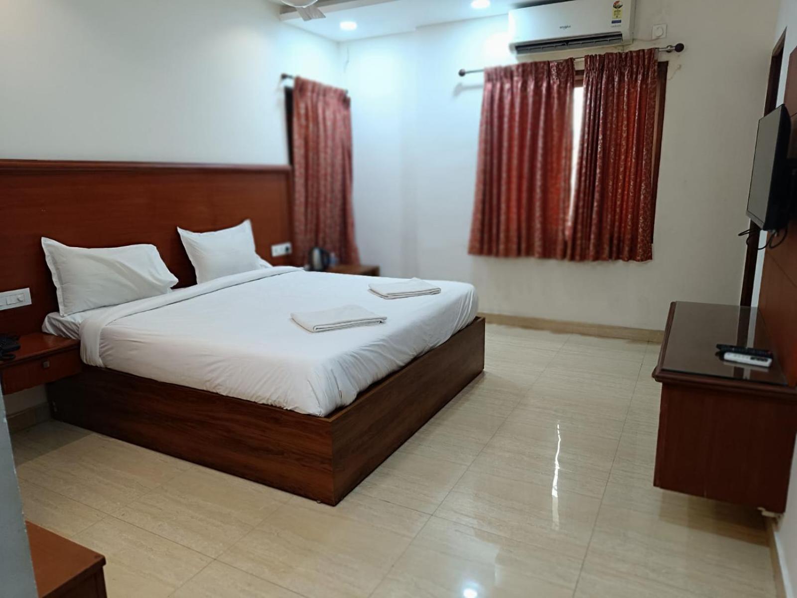Azhagappa Residency