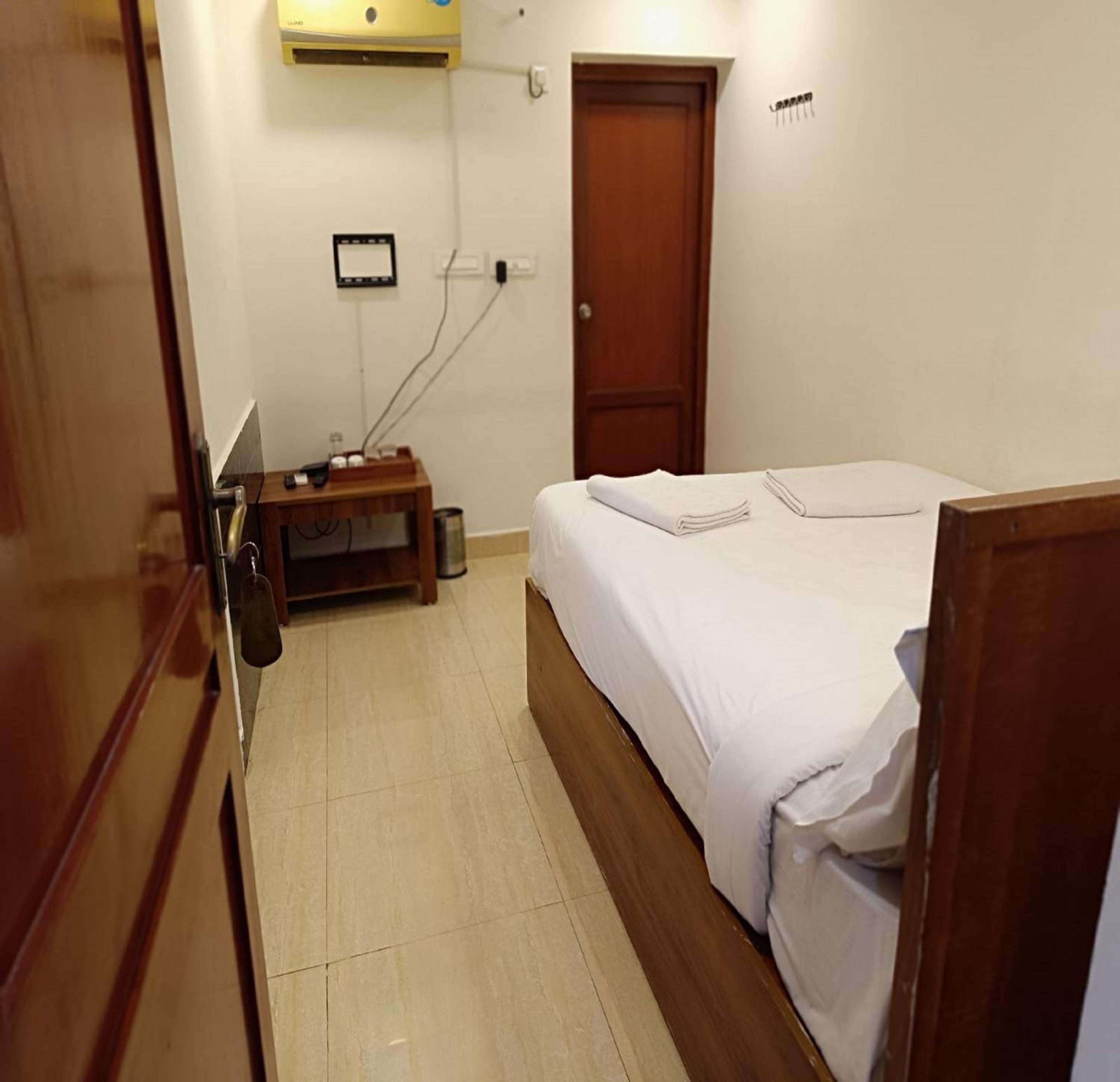 Azhagappa Residency