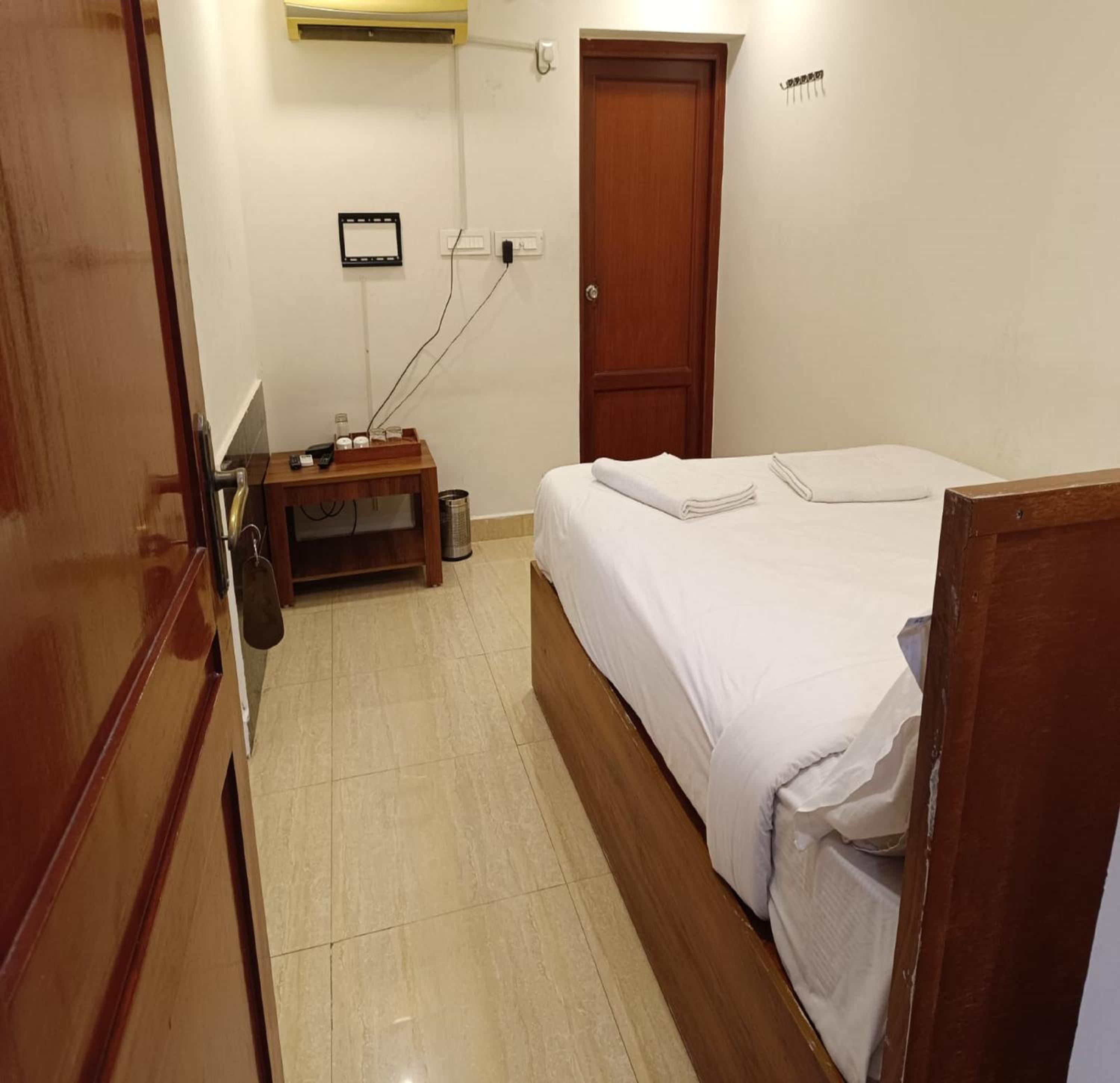 Azhagappa Residency