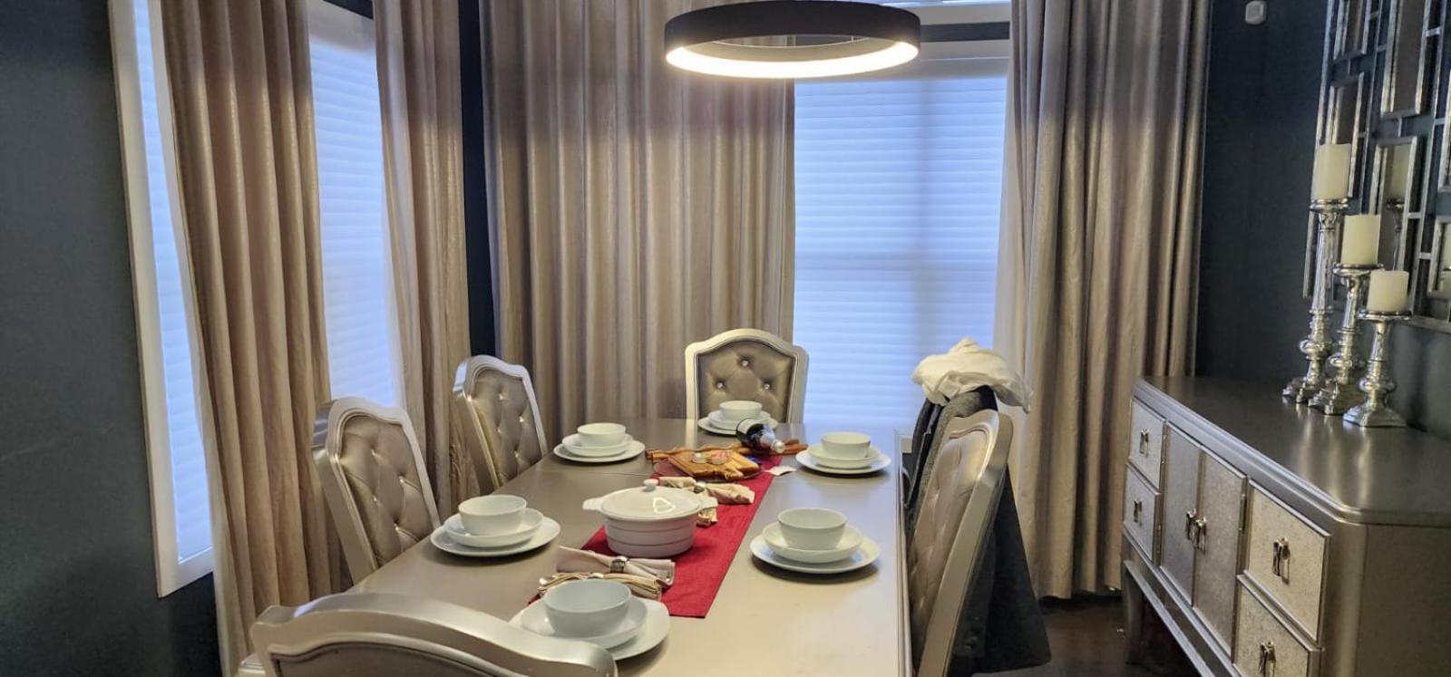 spacious 8 Family friend House