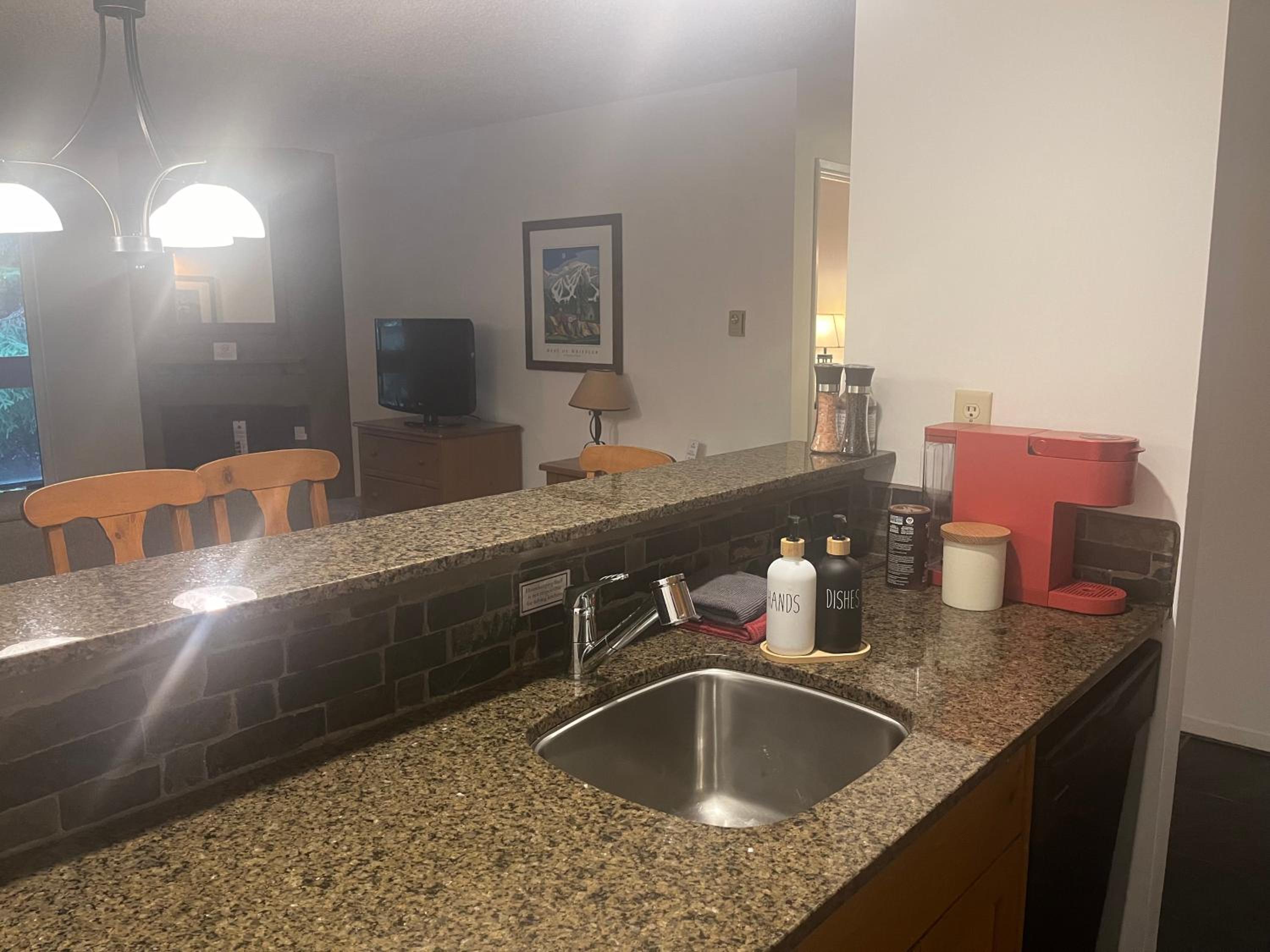 Tantalus Boutique Hotel Spacious Whistler Suite