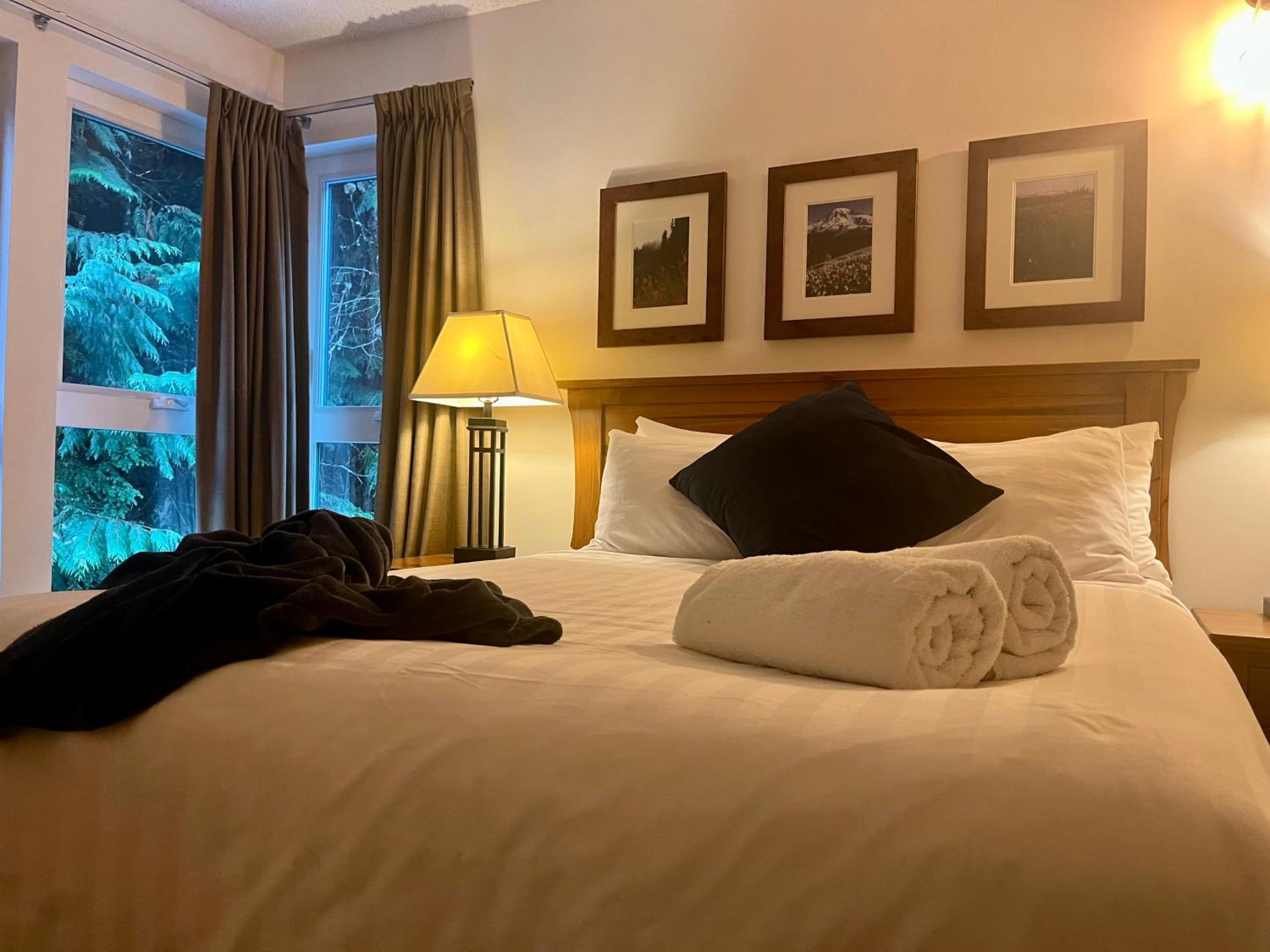 Tantalus Boutique Hotel Spacious Whistler Suite