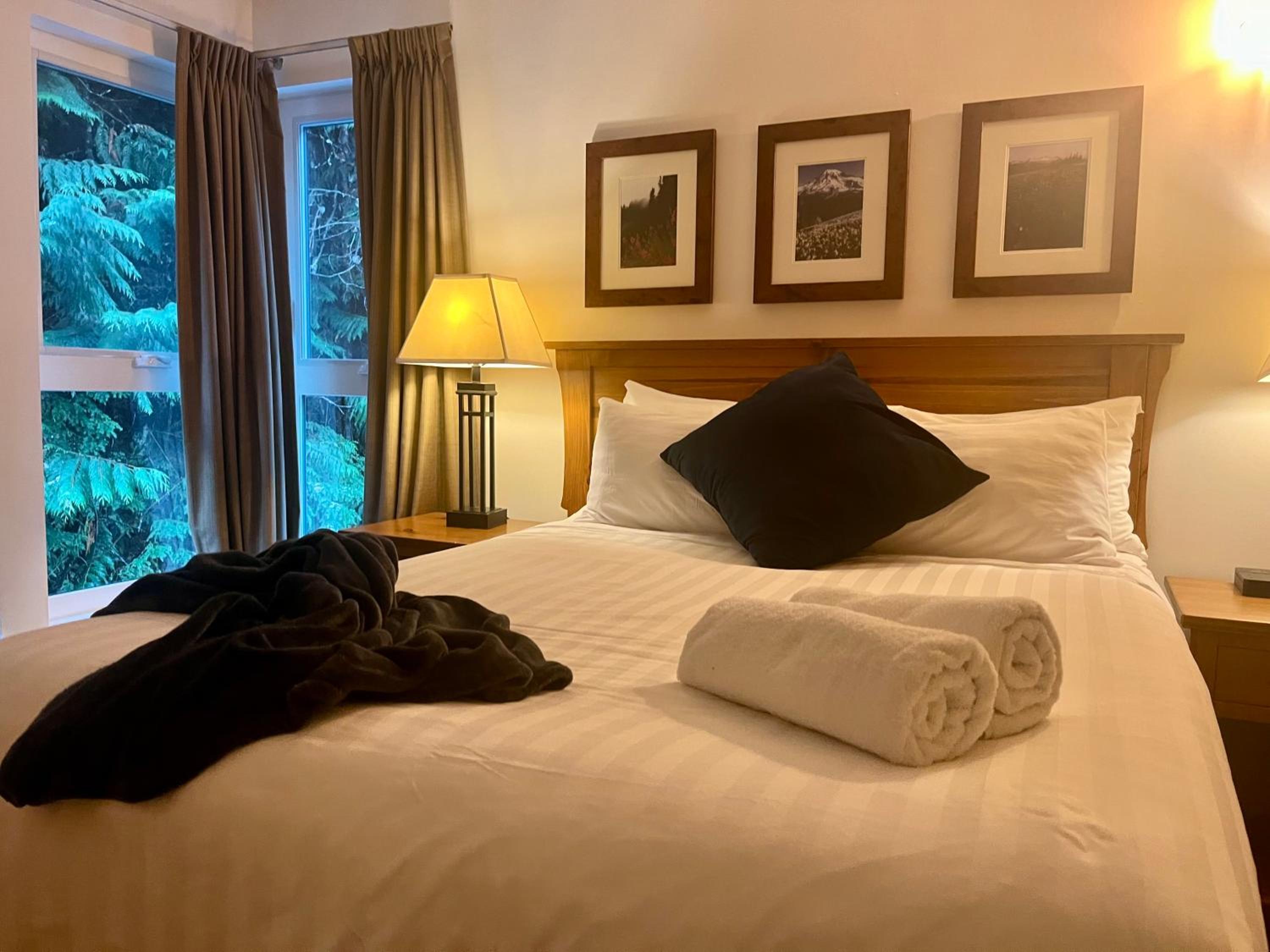 Tantalus Boutique Hotel Spacious Whistler Suite