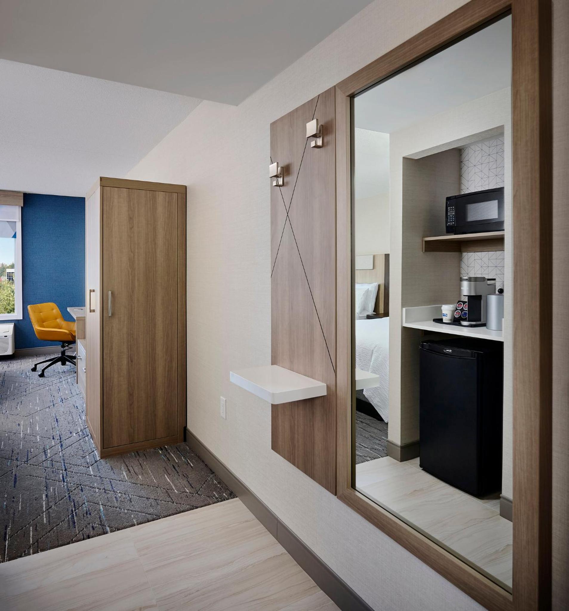 Kitchener Vacations - Holiday Inn Express  Suites Kitchener Southeast, an IHG Hotel - Property Image 59