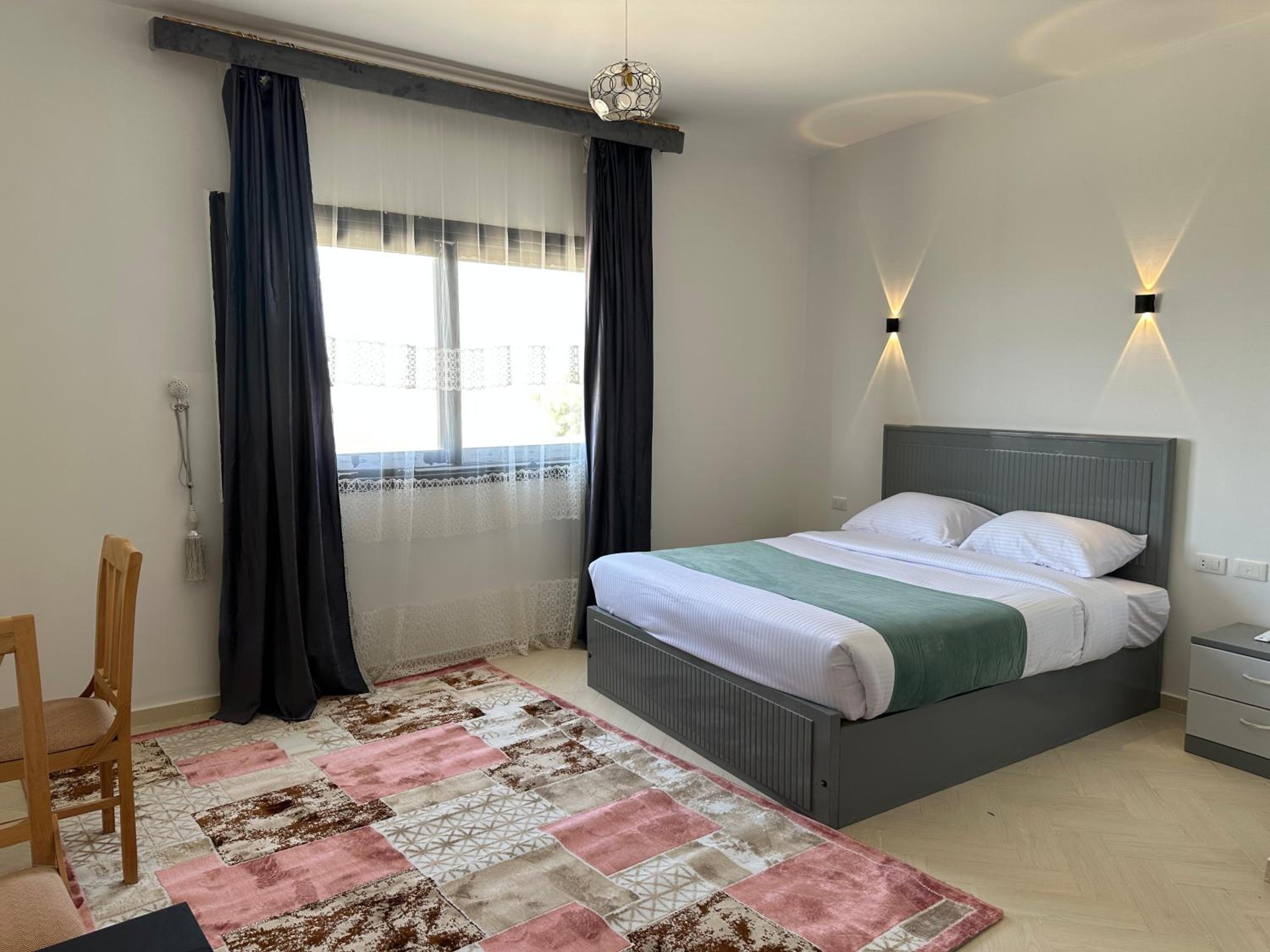 Al Saraya Sahl Hasheesh by Peaks