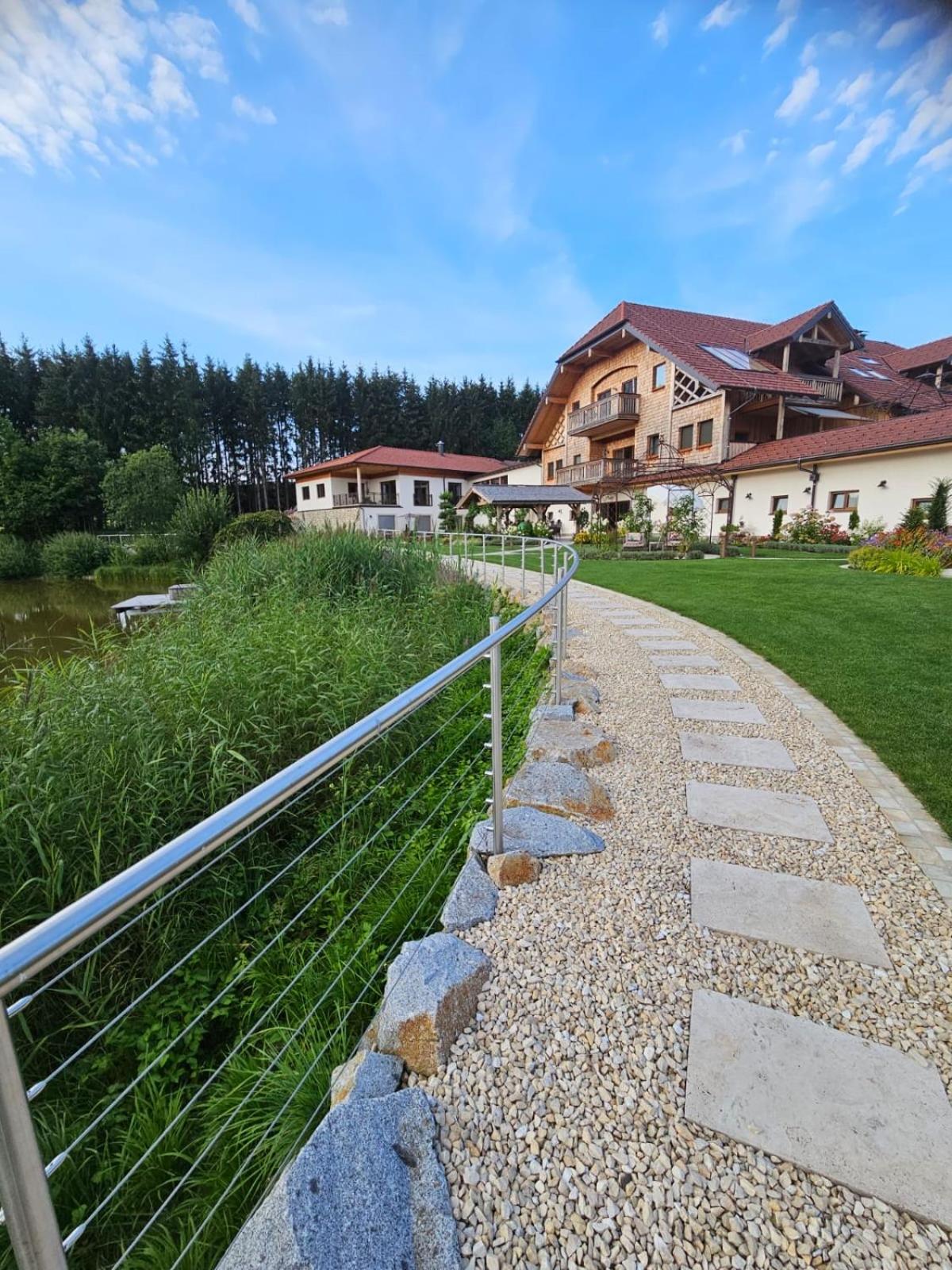 Rosenhof Salzburger Seenland
