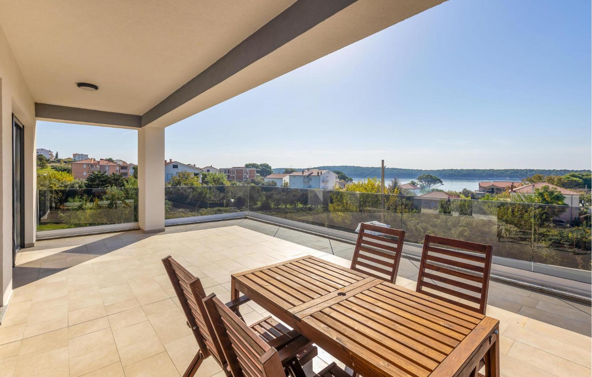 Awesome Home In Banjol view 3