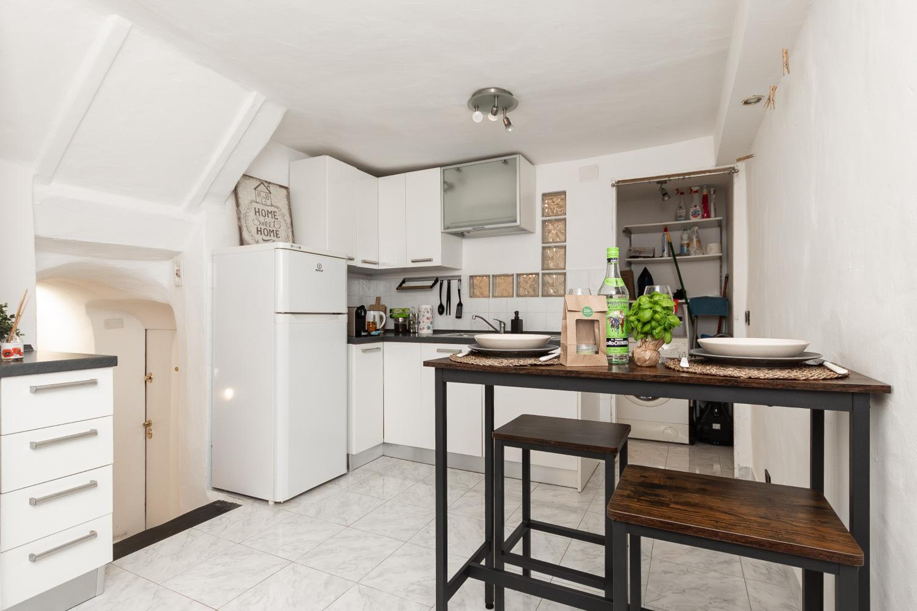 Rifugio storico a 50 passi dal Duomo, Bilocale photo 2