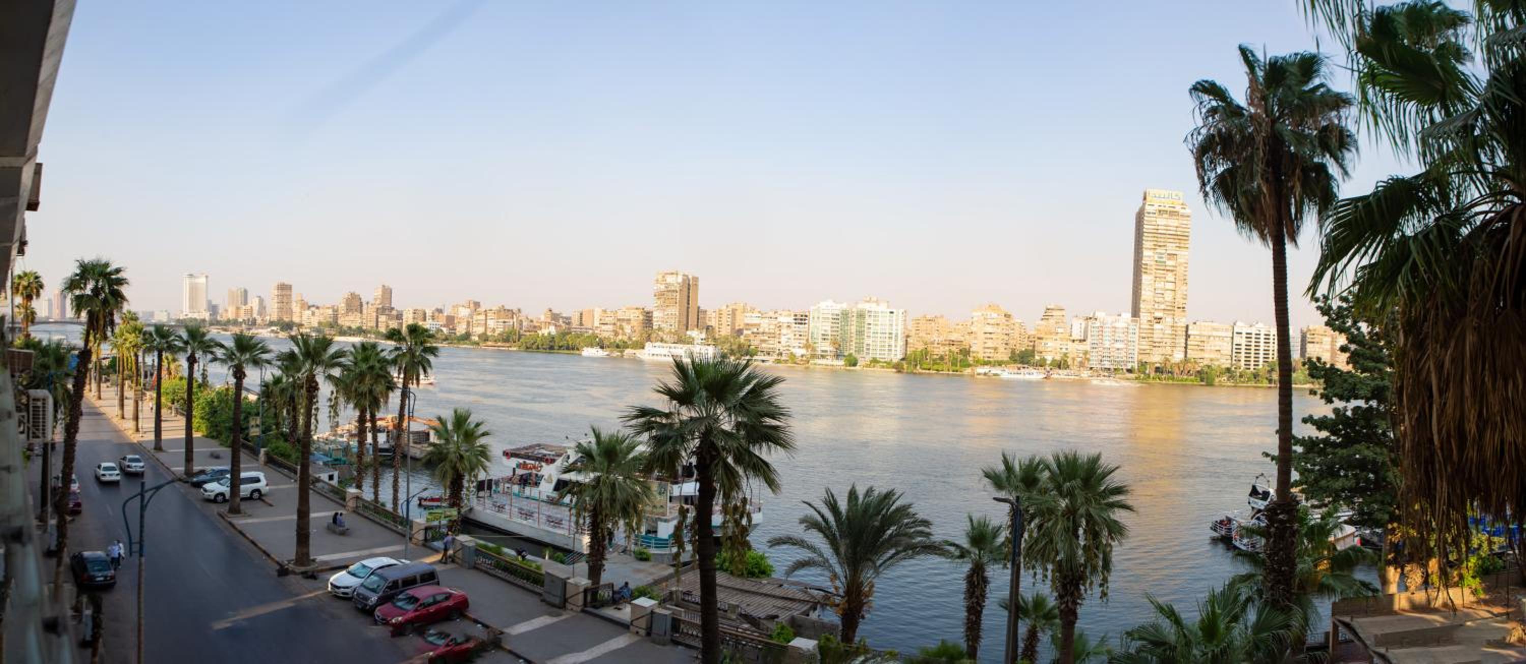 Luxurious 3BR Apartment with Stunning Nile Views