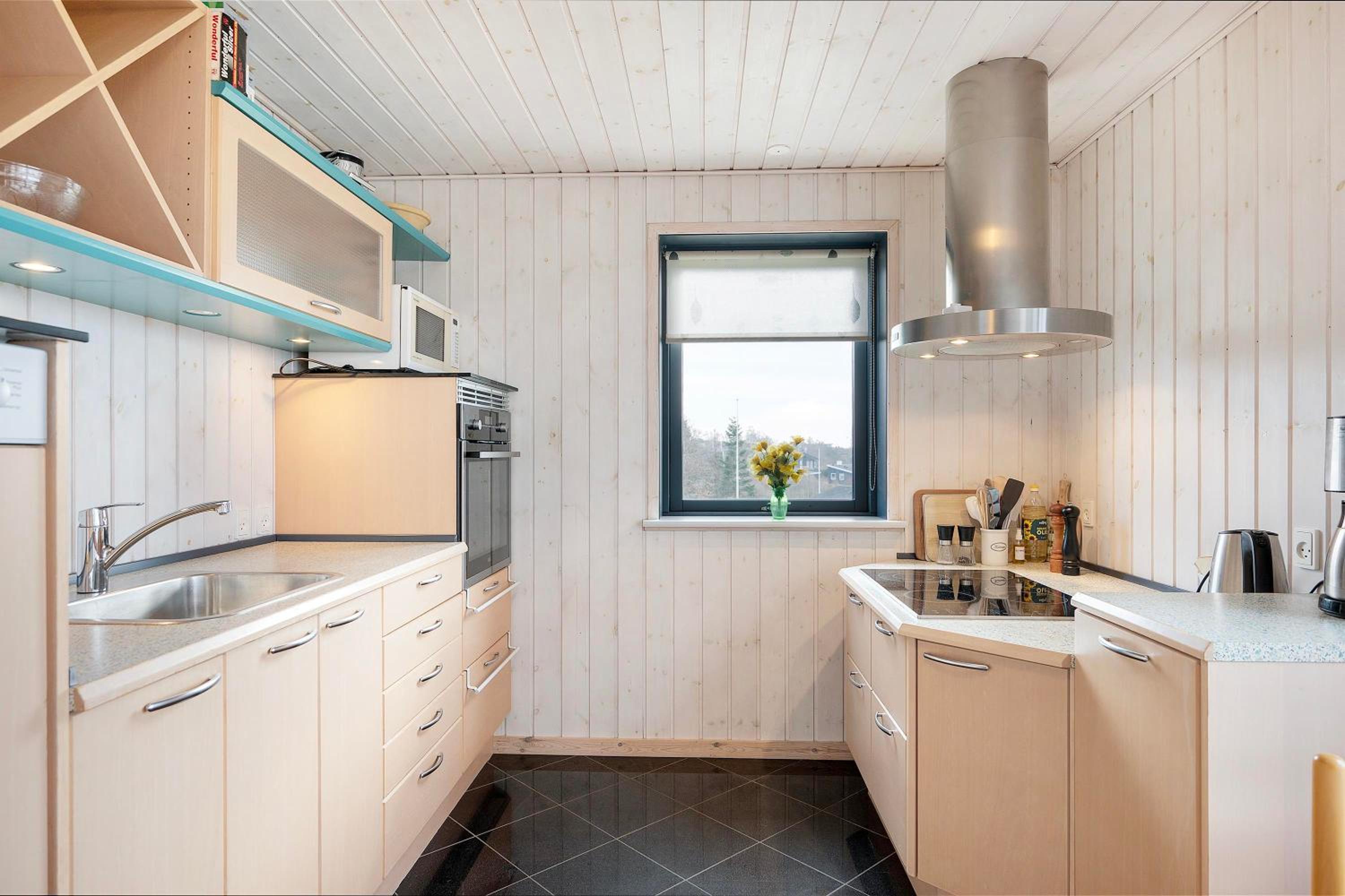 Nice Home In Ebeltoft With 4 Bedrooms And Wifi view 3