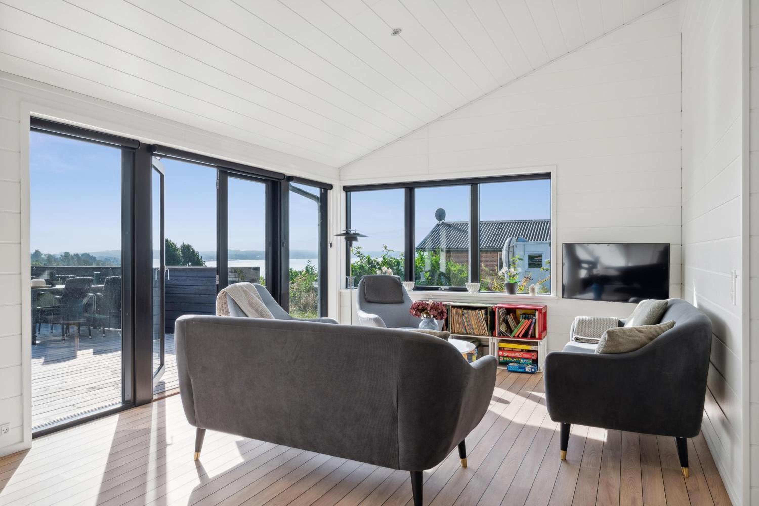 Beautiful Holiday Home With Panoramic Views Enjoy Stunning Nature