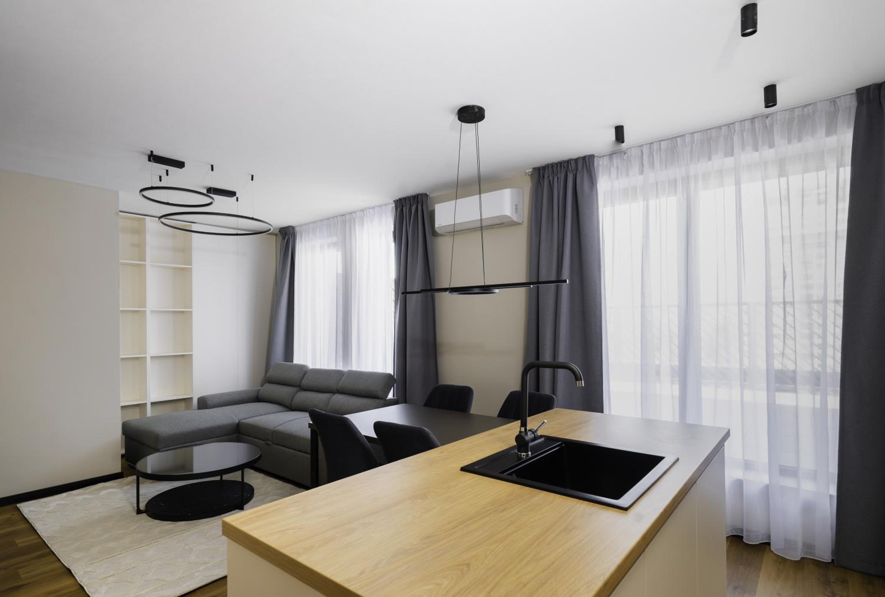 Aviva Living by Flat Mаnager