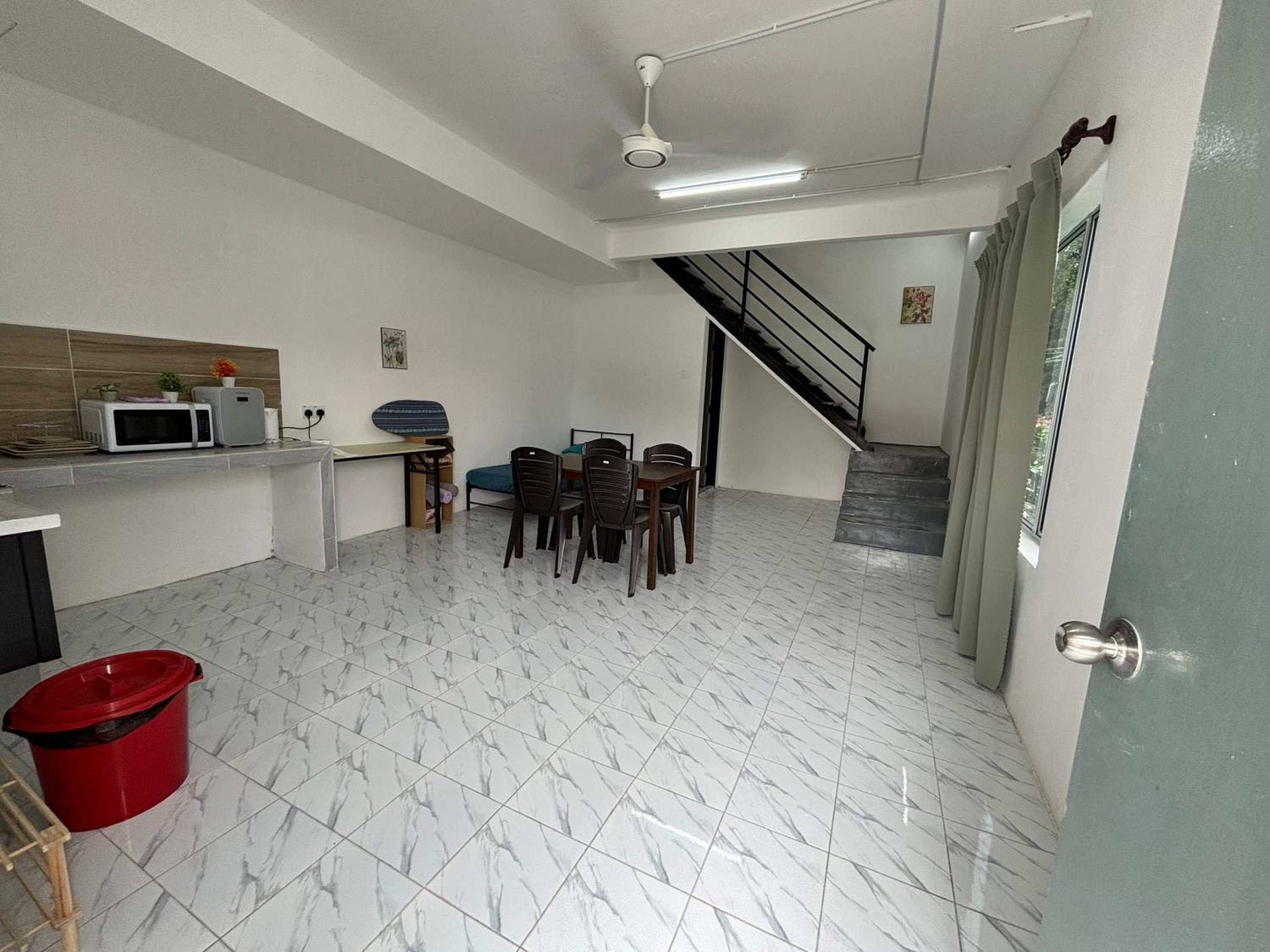 Inderapura Villa Free Parking