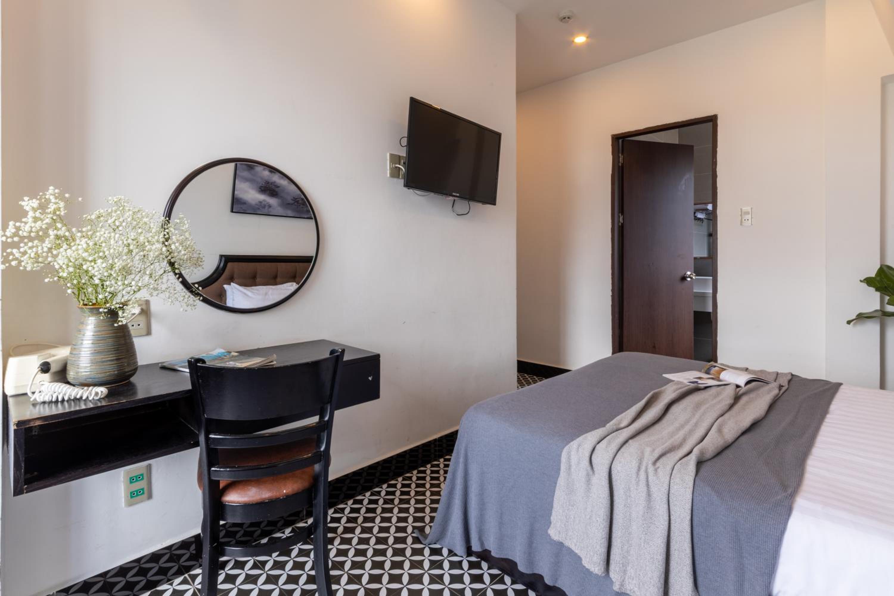 hotel room