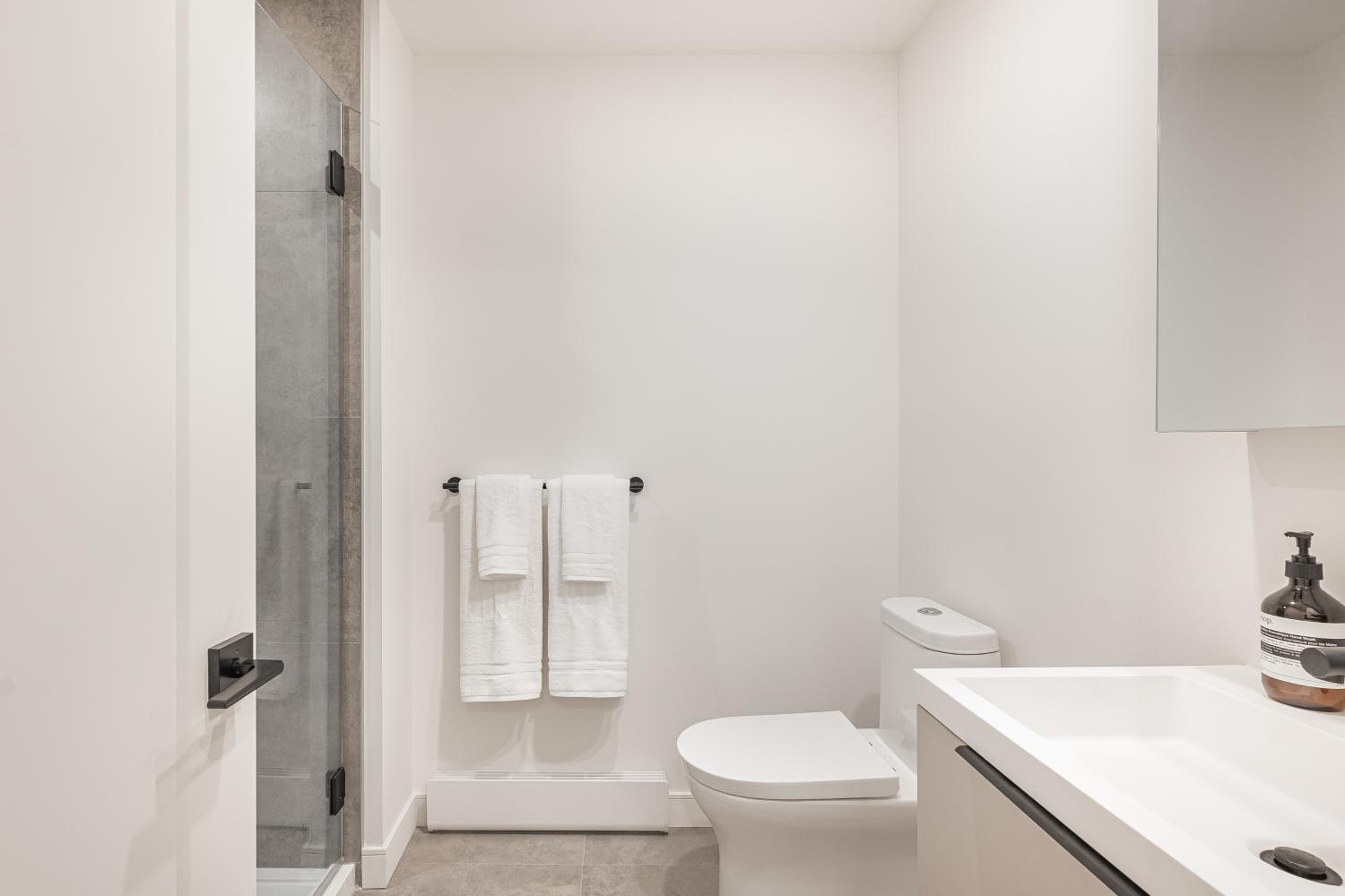 Le Mont Apartments