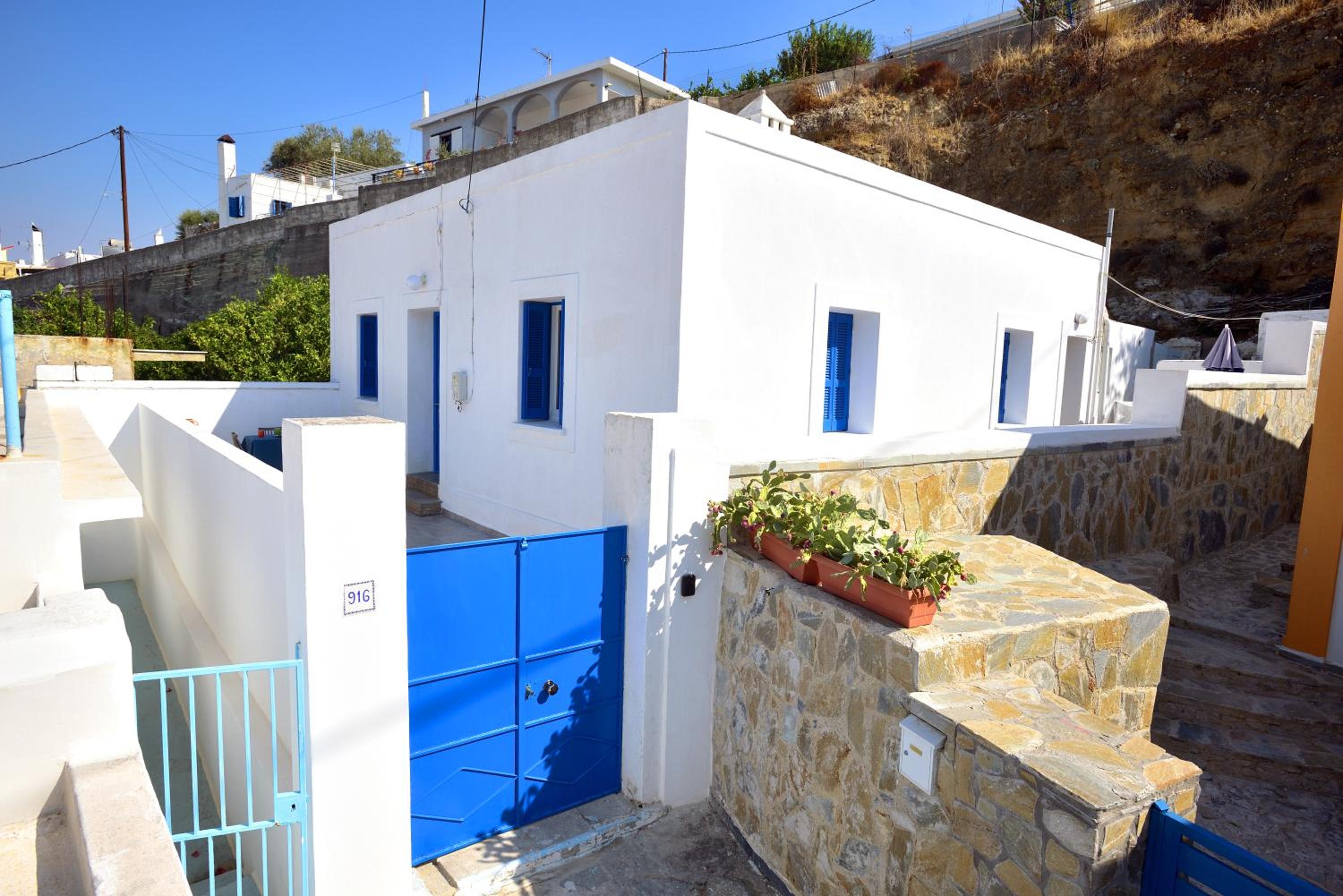 Athina's house photo 1