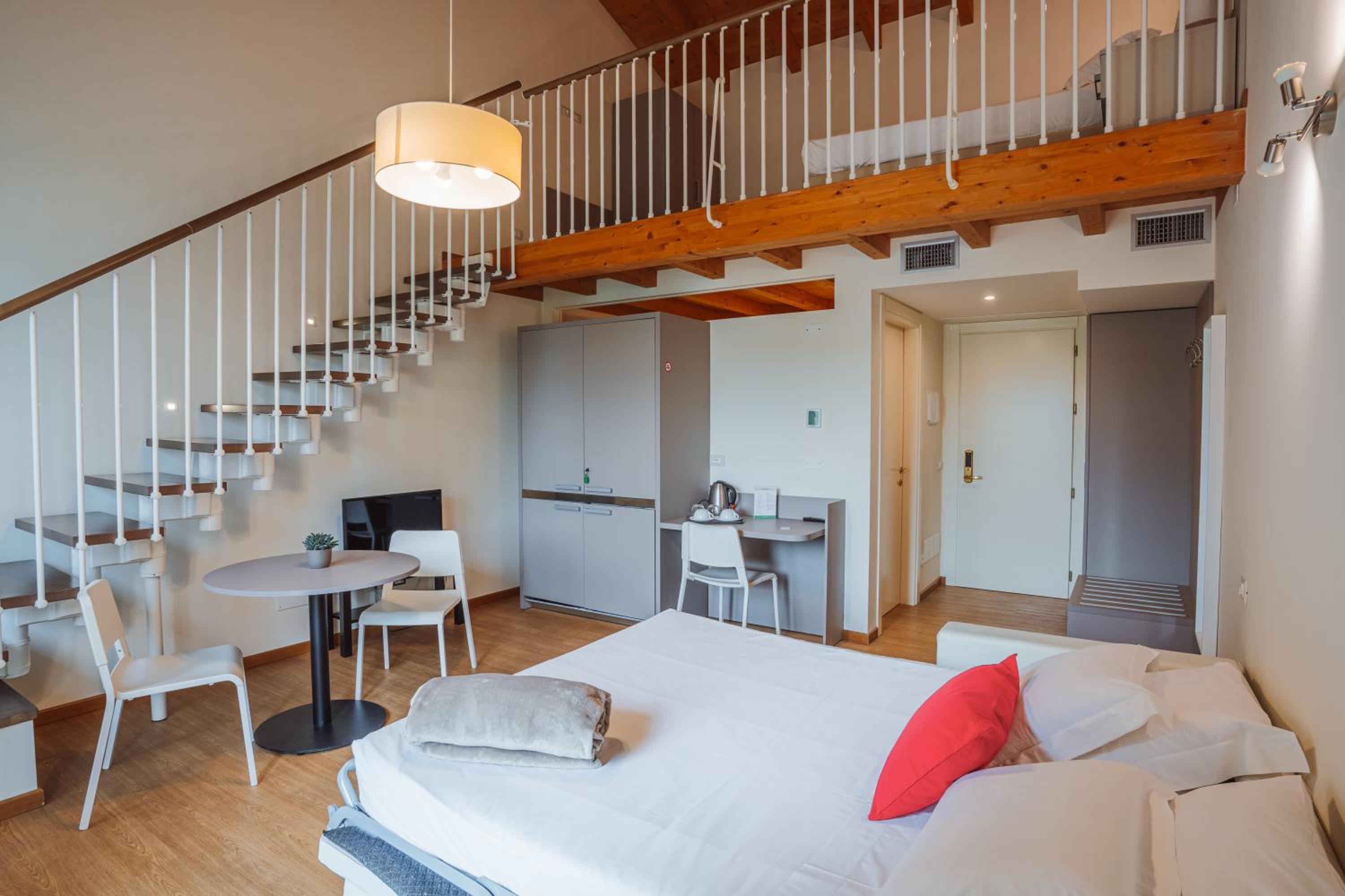 Garda Relais