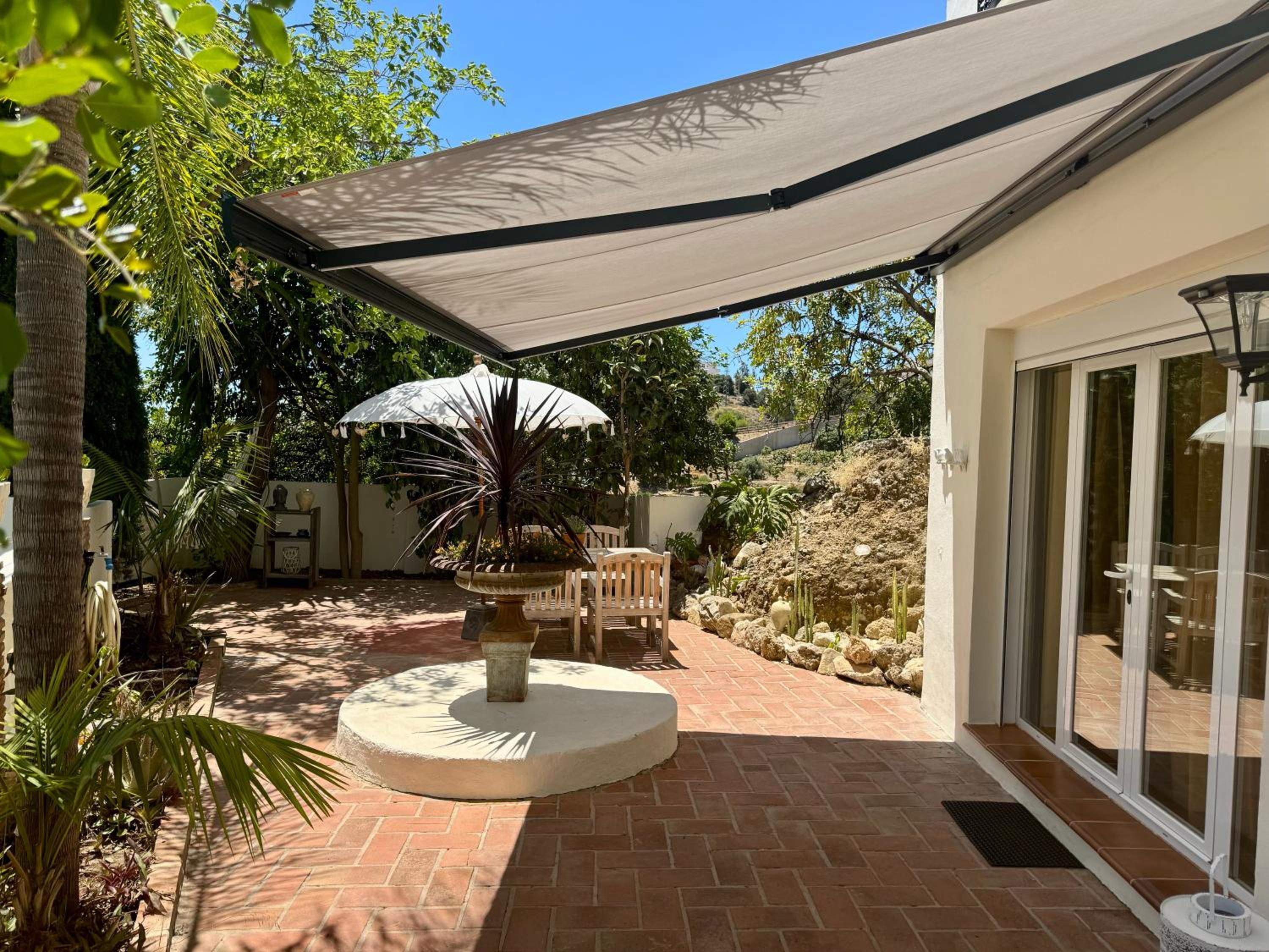 Finca La Vida Loca- For adult guests