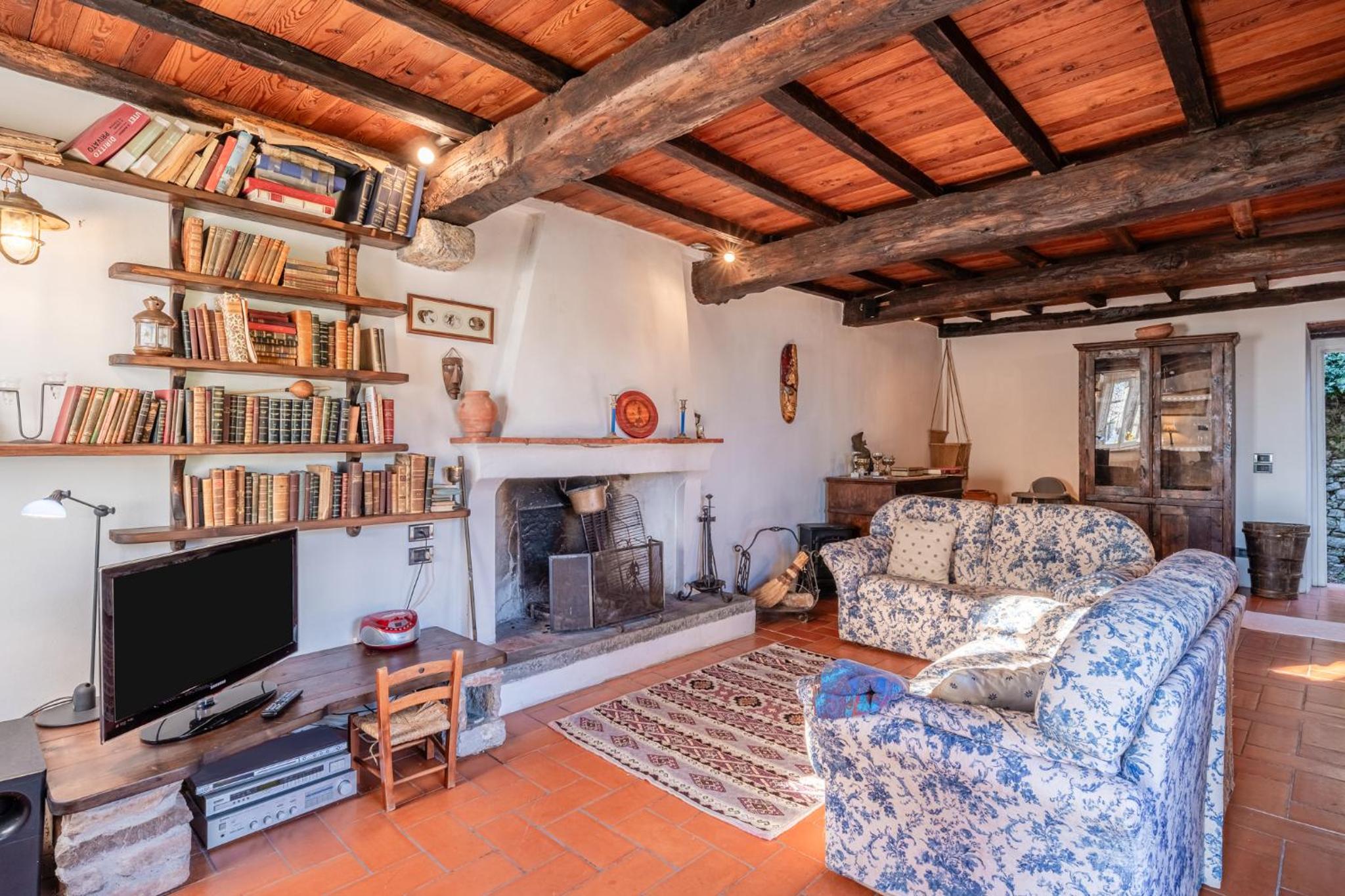 Sunhouse - Tuscan Hills