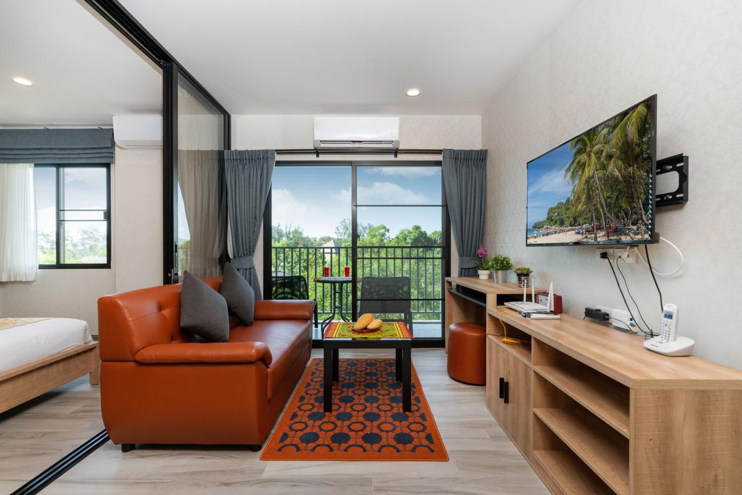 The Beach Residence by EHM