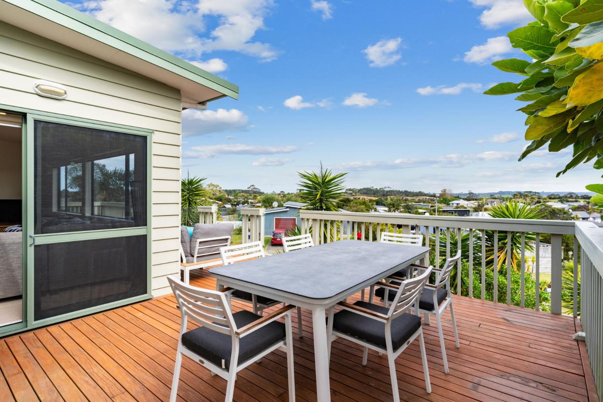 High Tide - Mangawhai Heads Holiday Home view 3