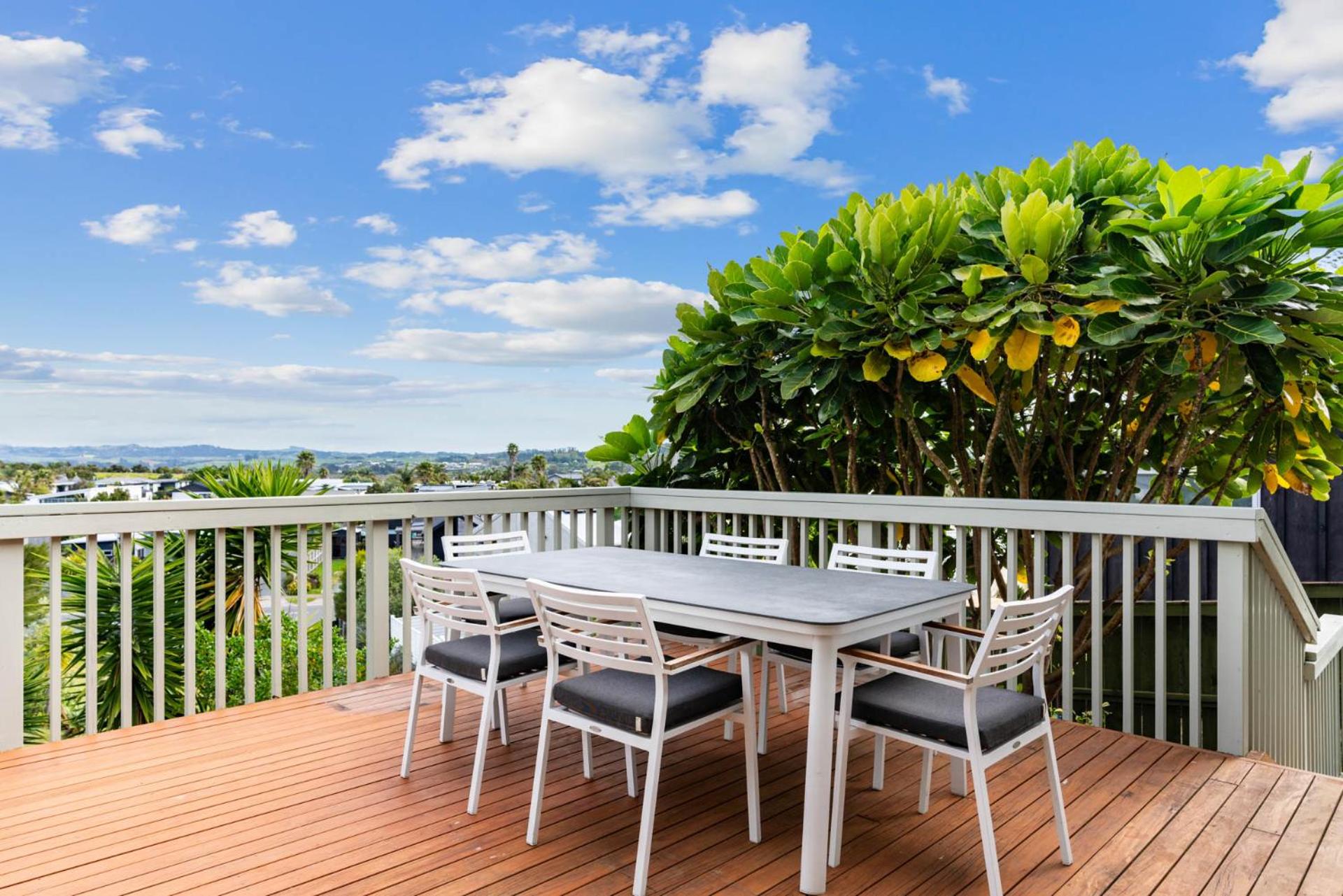 High Tide - Mangawhai Heads Holiday Home view 4