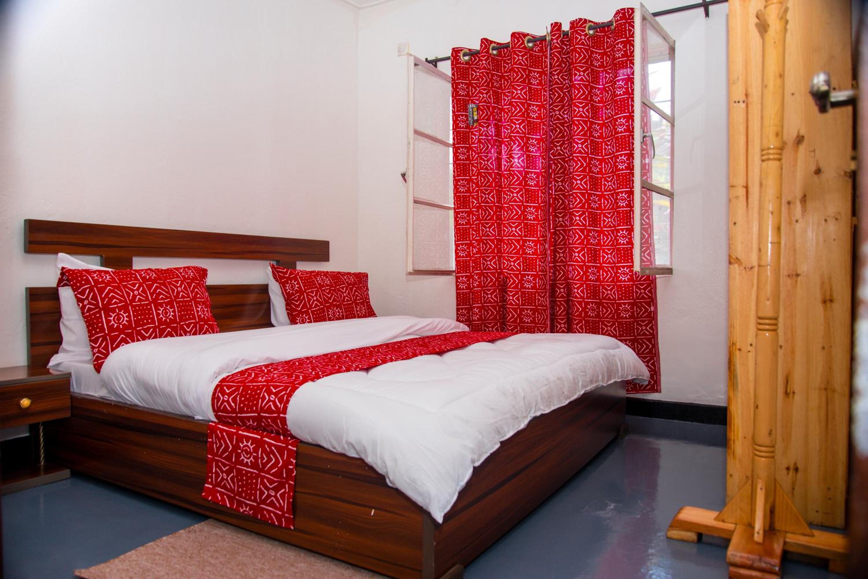 COLIBRI VILLA City Center view 2