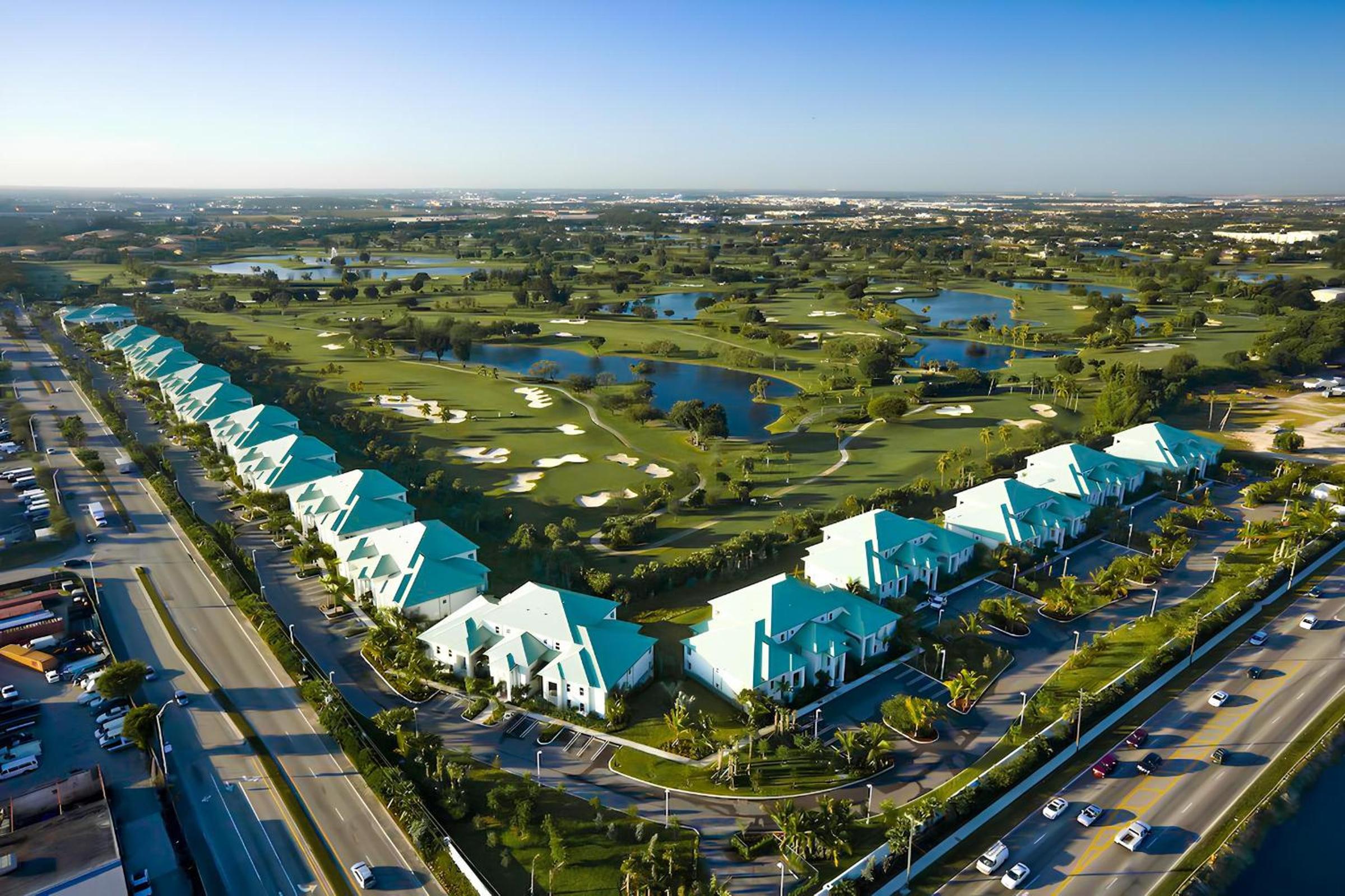 Doral Pool 1407 by WaveProperties