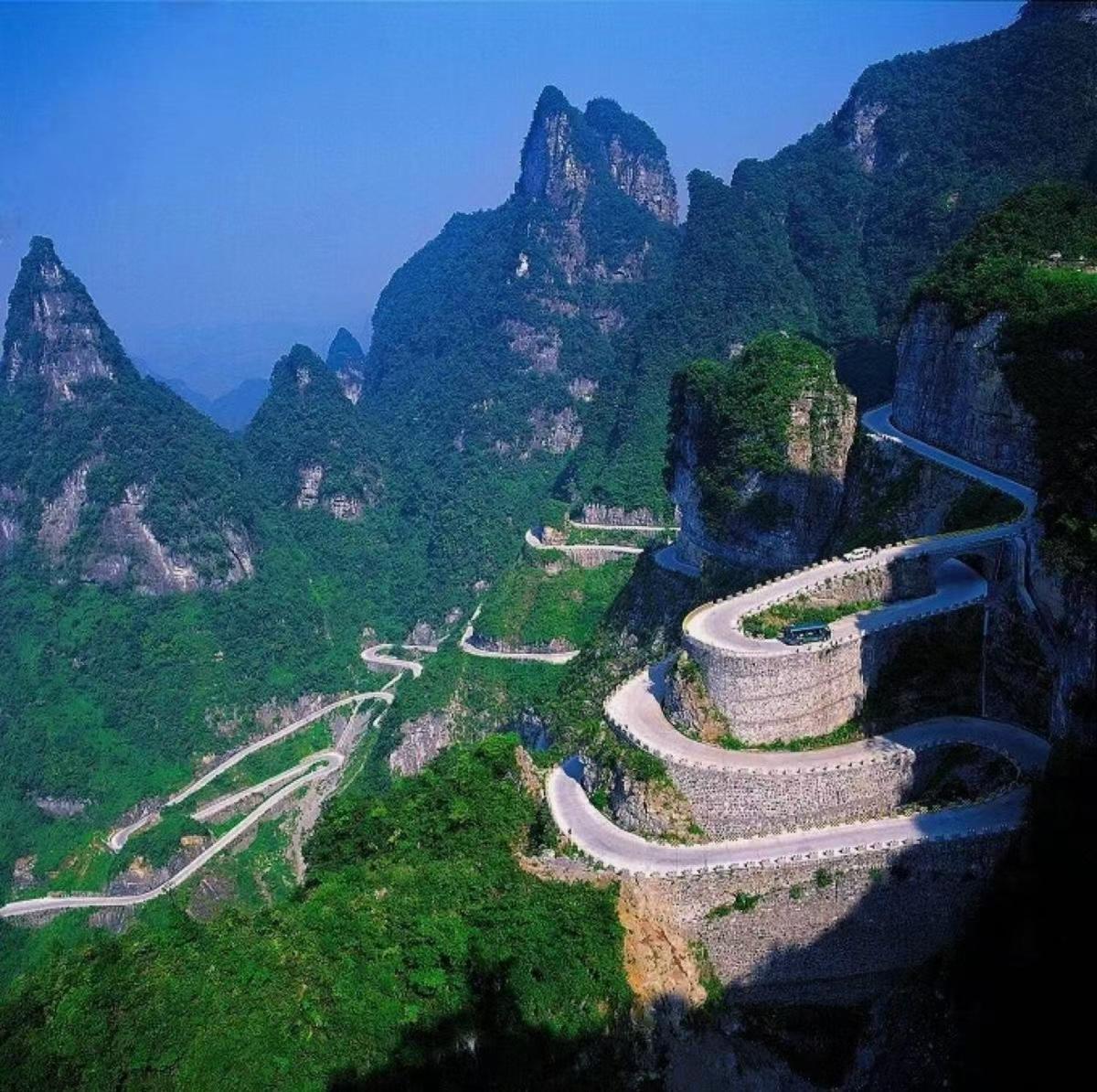 Zhangjiajie Tianmen Mountain North Latitude 29 Degrees B&B
