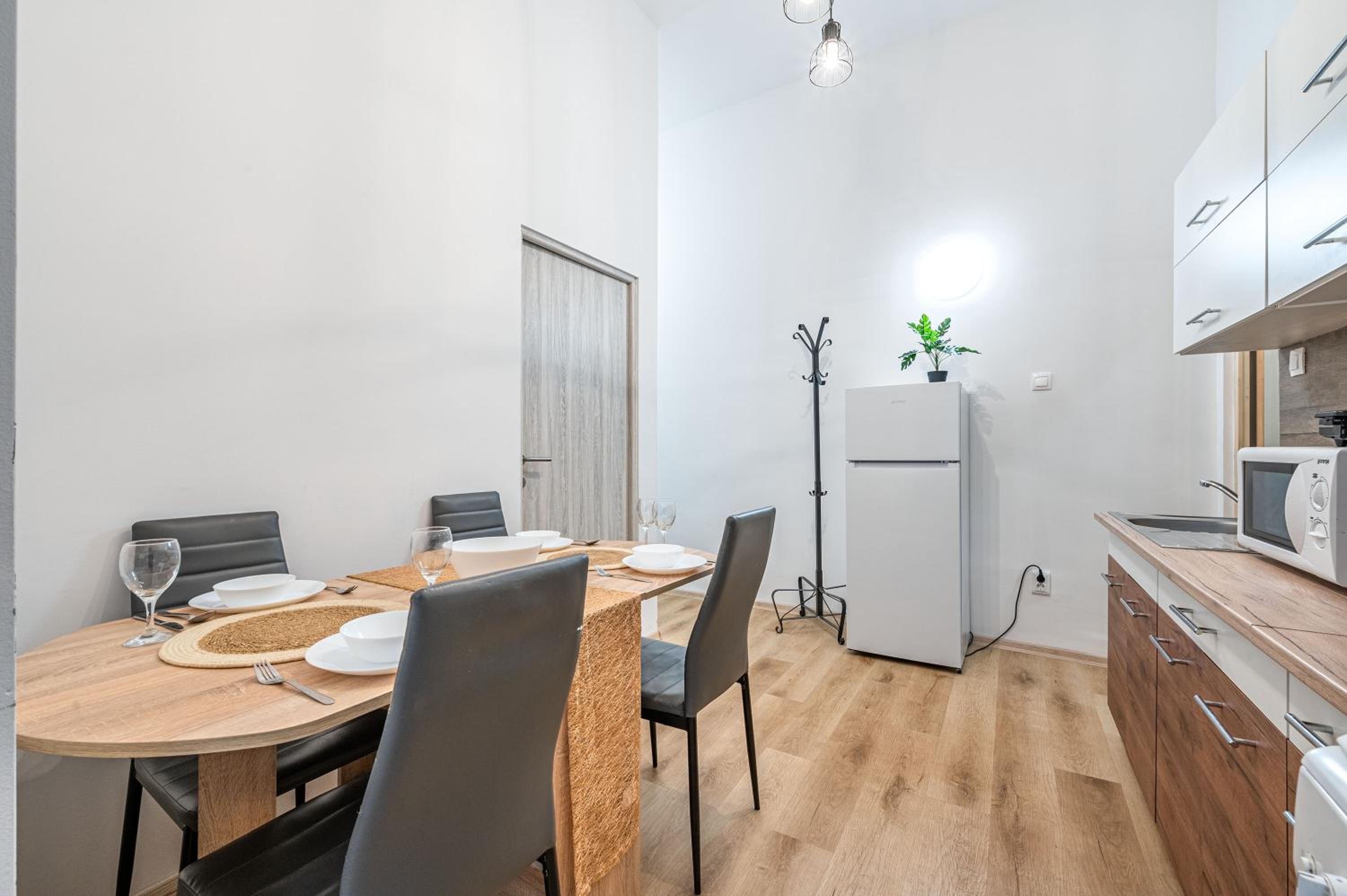 M&M Apartment - Ferenciek tere view 3