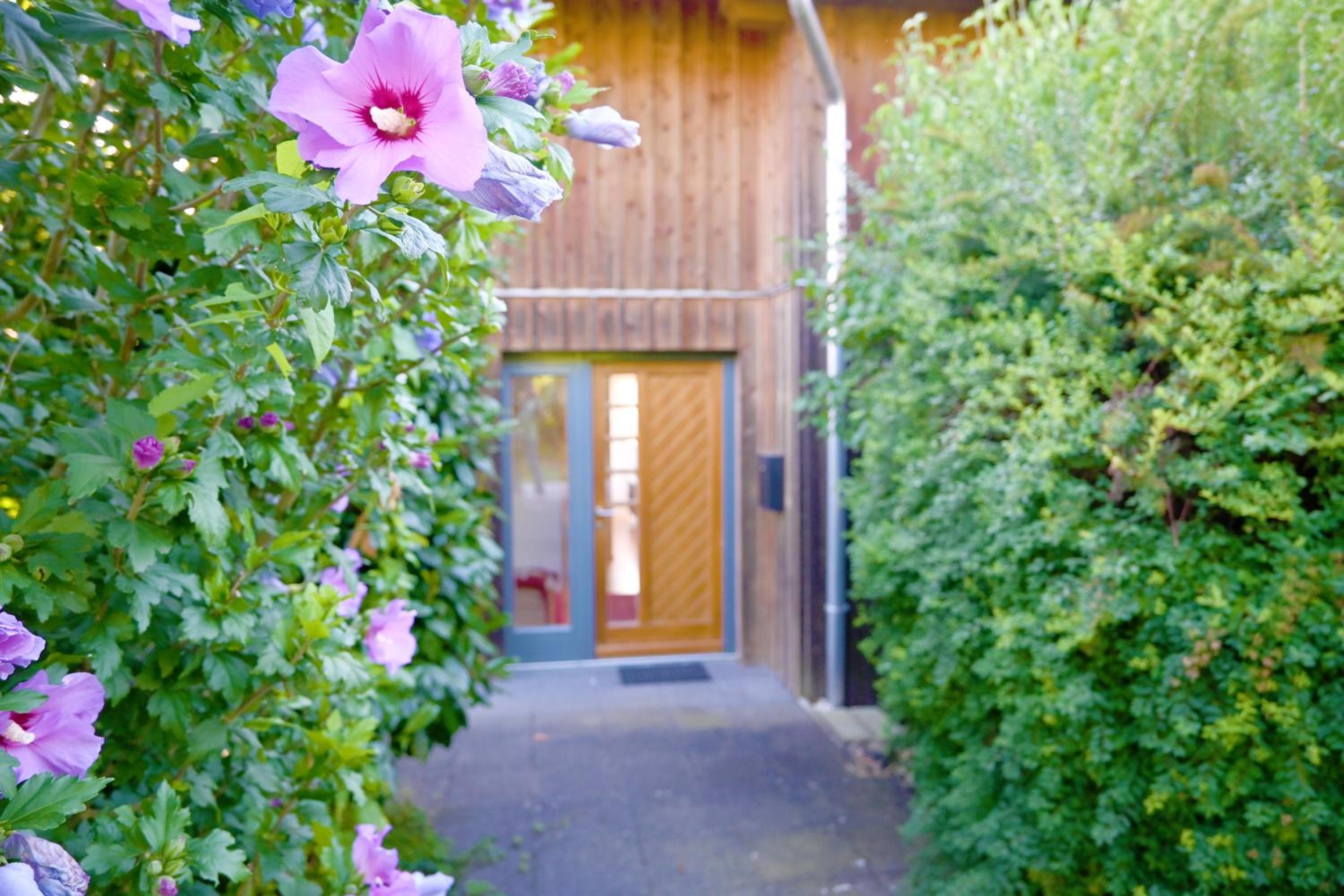 Chalet Attersee - ganzes Ferienhaus, Seeblick, Kamin, Sauna