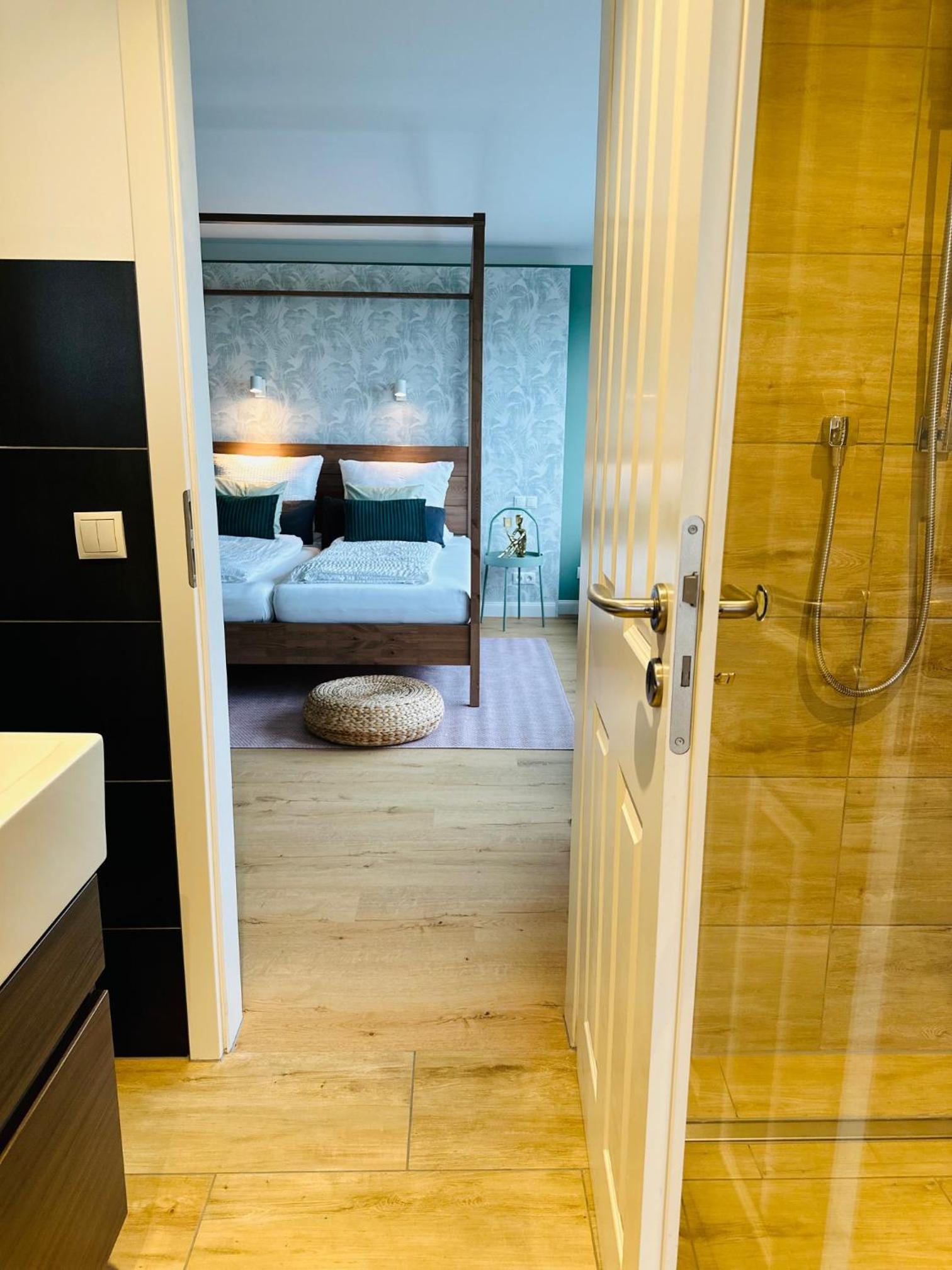 Haus am See B&B