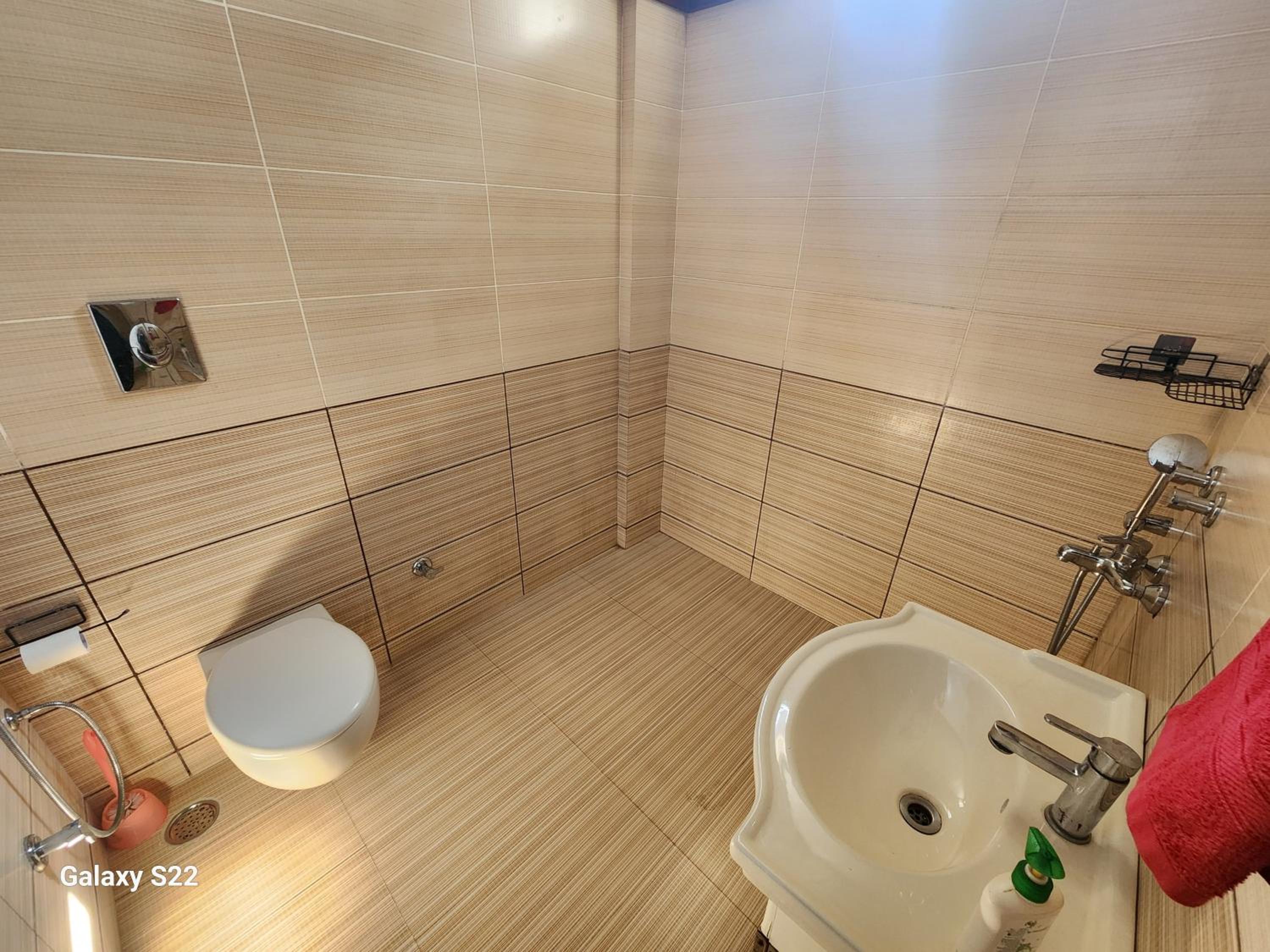 Photo 72