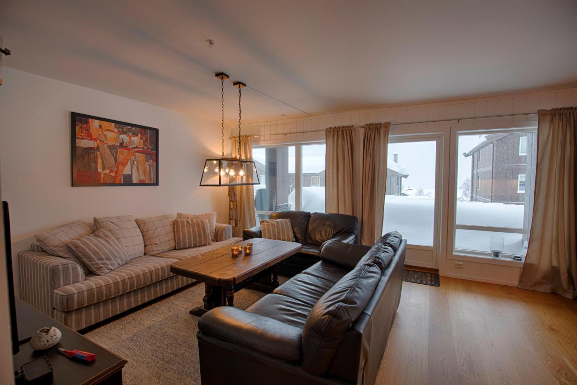 Ideal Getaway Only Steps From Ski Trails view 2