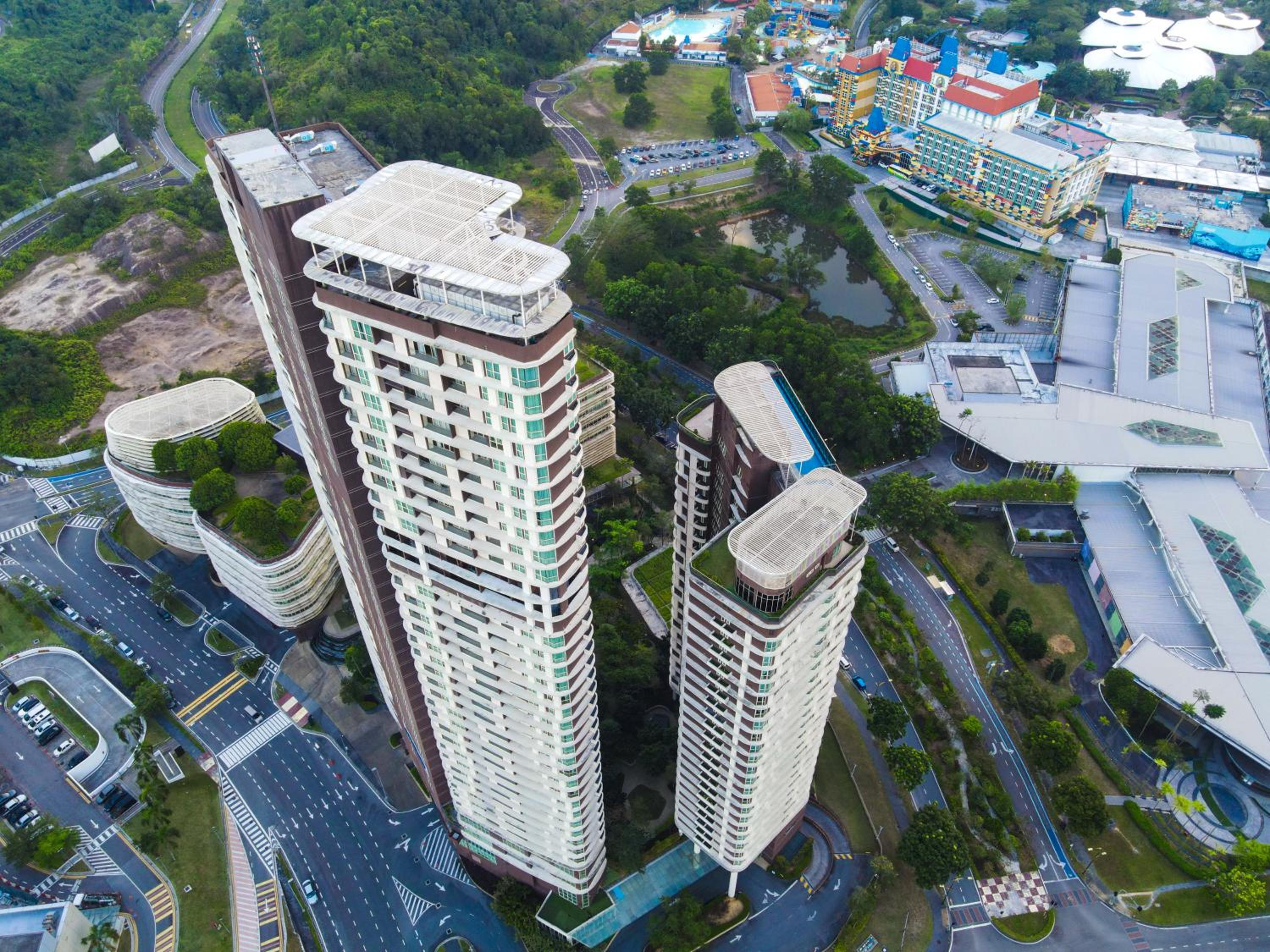 KidsCastle Treehouse Afiniti Walk to Legoland JB photo 3
