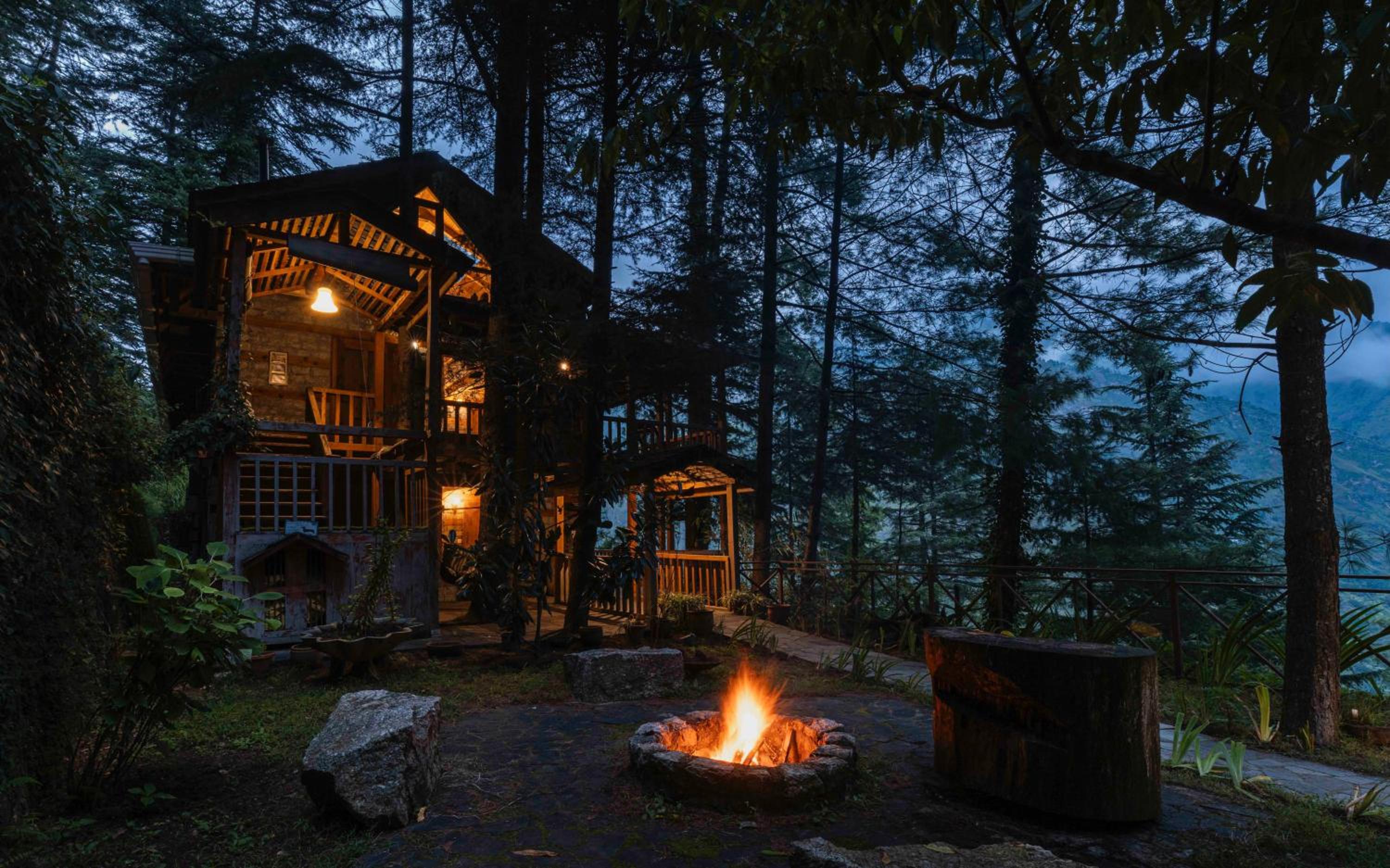 Kudrat - A Boutique Homestay- Tirthan Valley view 4