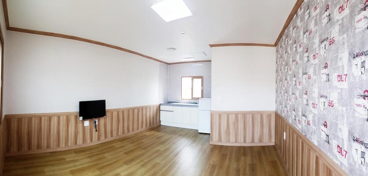 Nonsan Wild Flower Pension