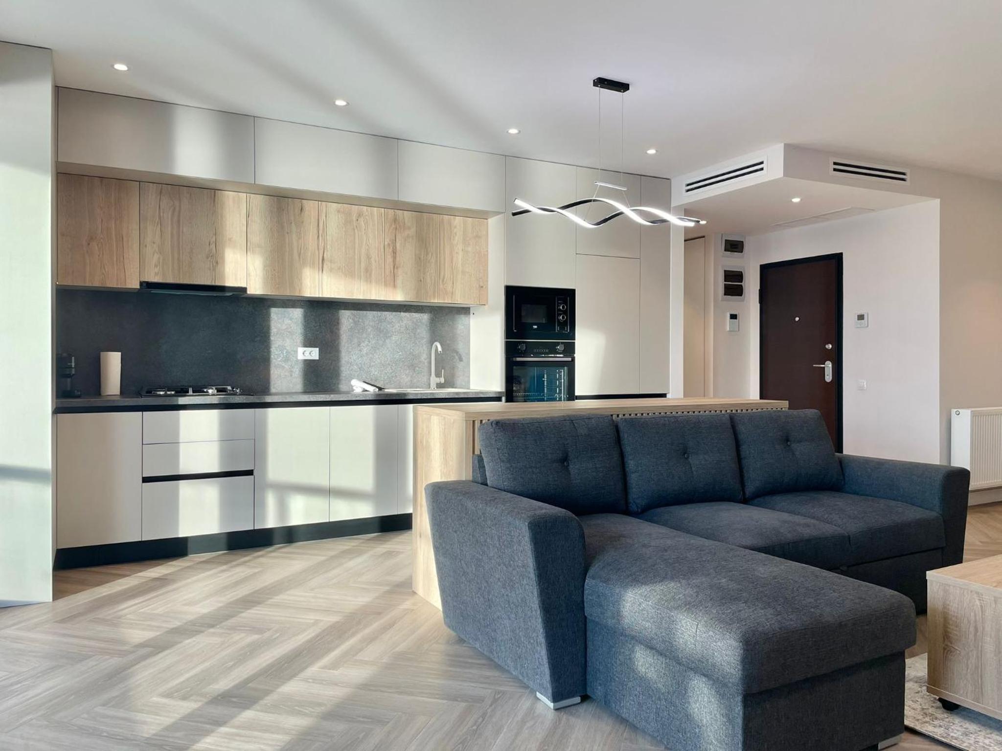 Apartment No 503 Lebada Lake Residence