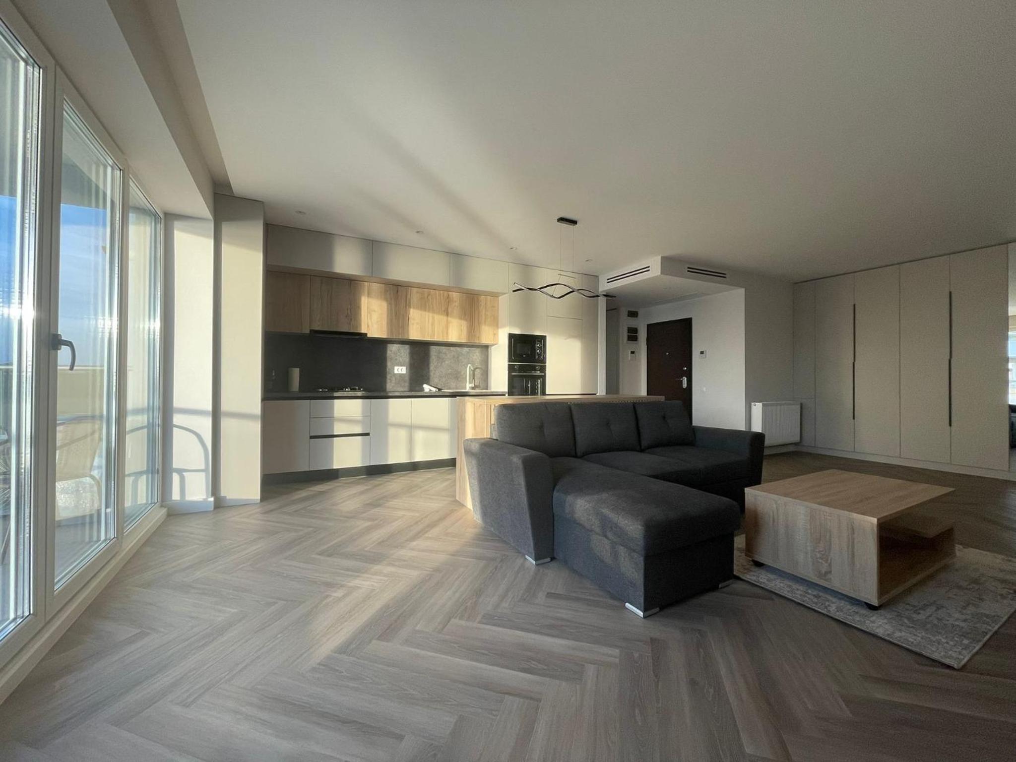 Apartment No 503 Lebada Lake Residence