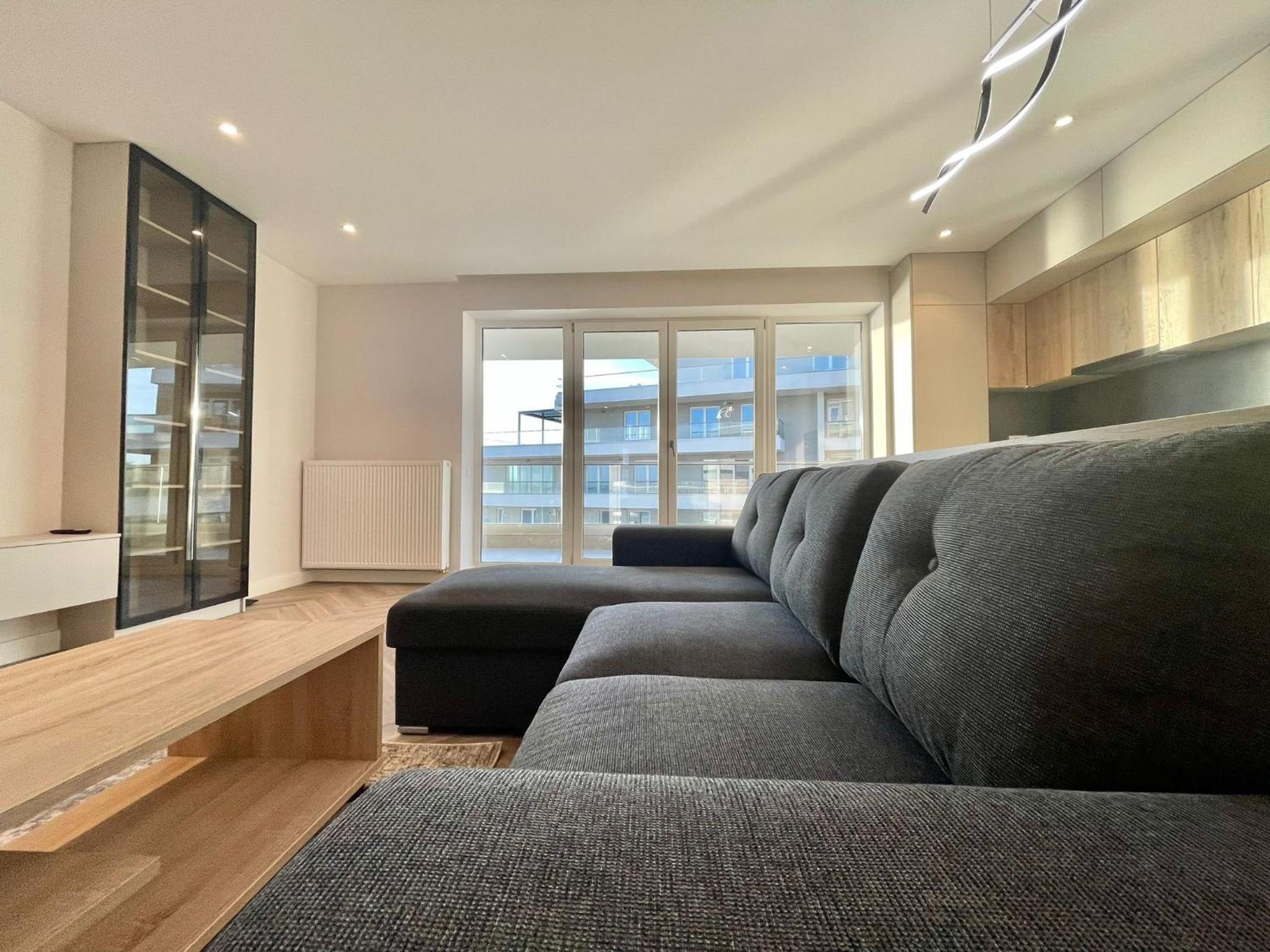 Apartment No 503 Lebada Lake Residence