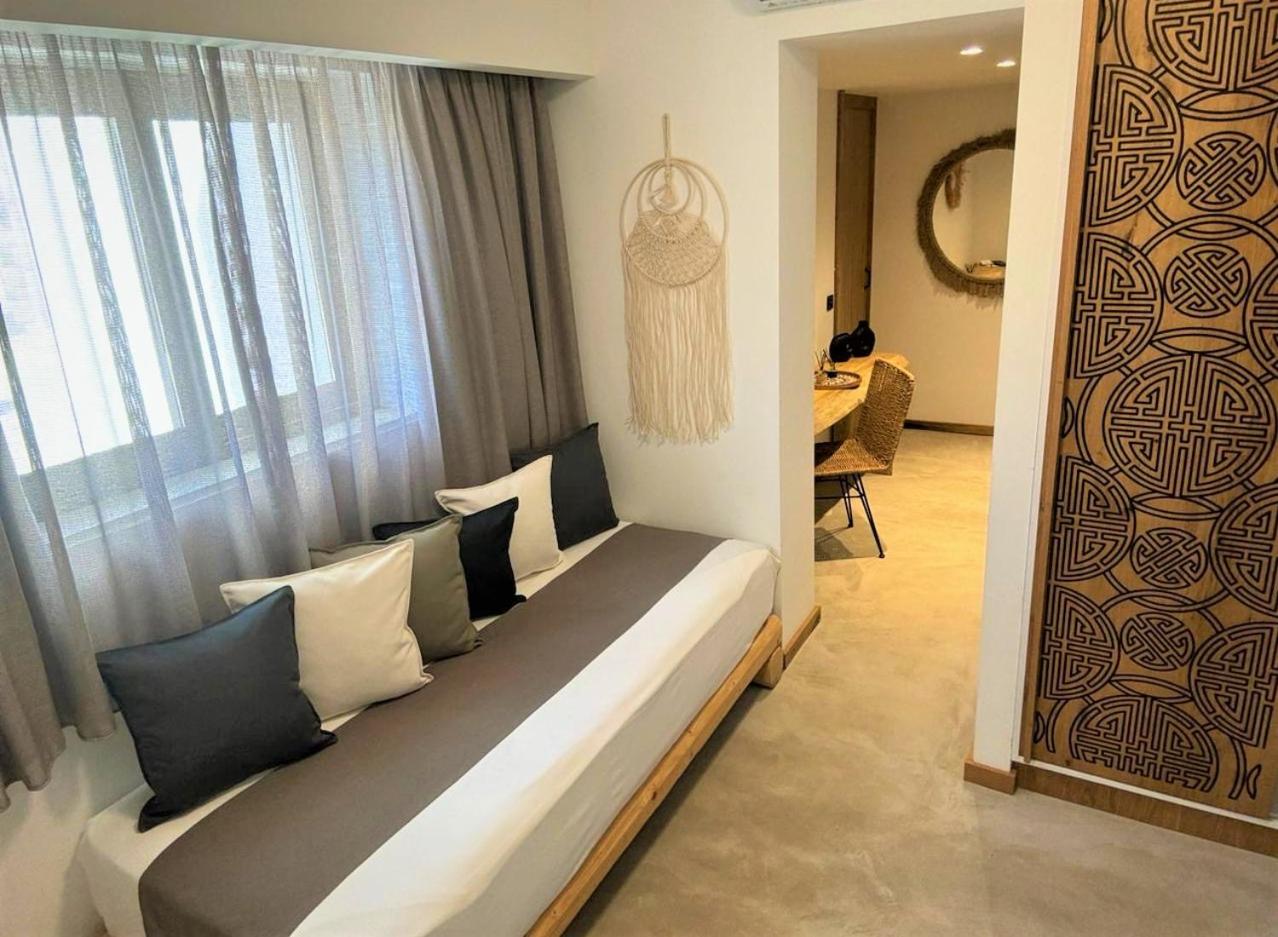 Helios Beach Hotel & Bungalows — 11